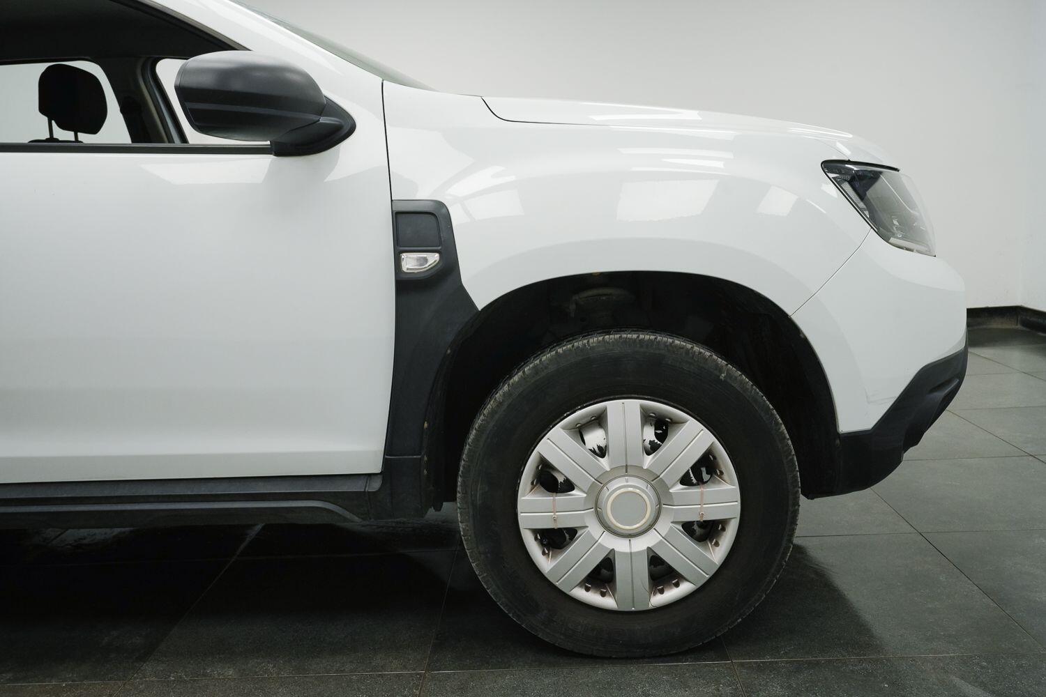 Dacia Duster view 5