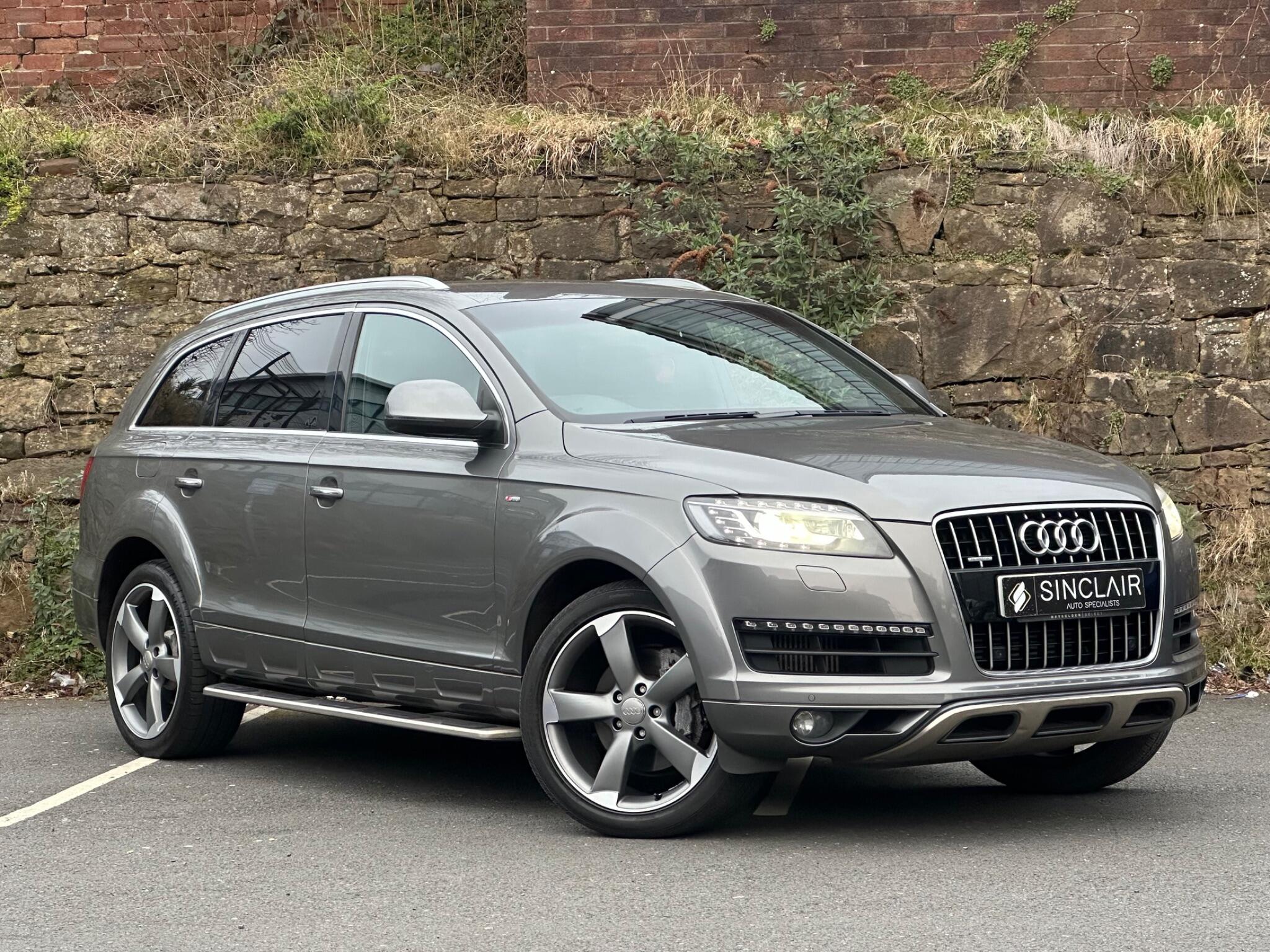 Audi Q7 main image