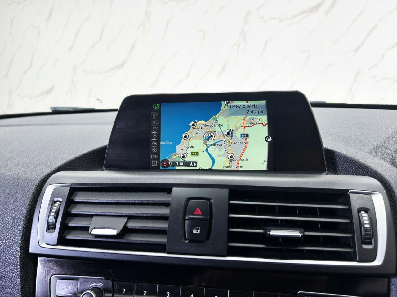 BMW 1 Series view 16
