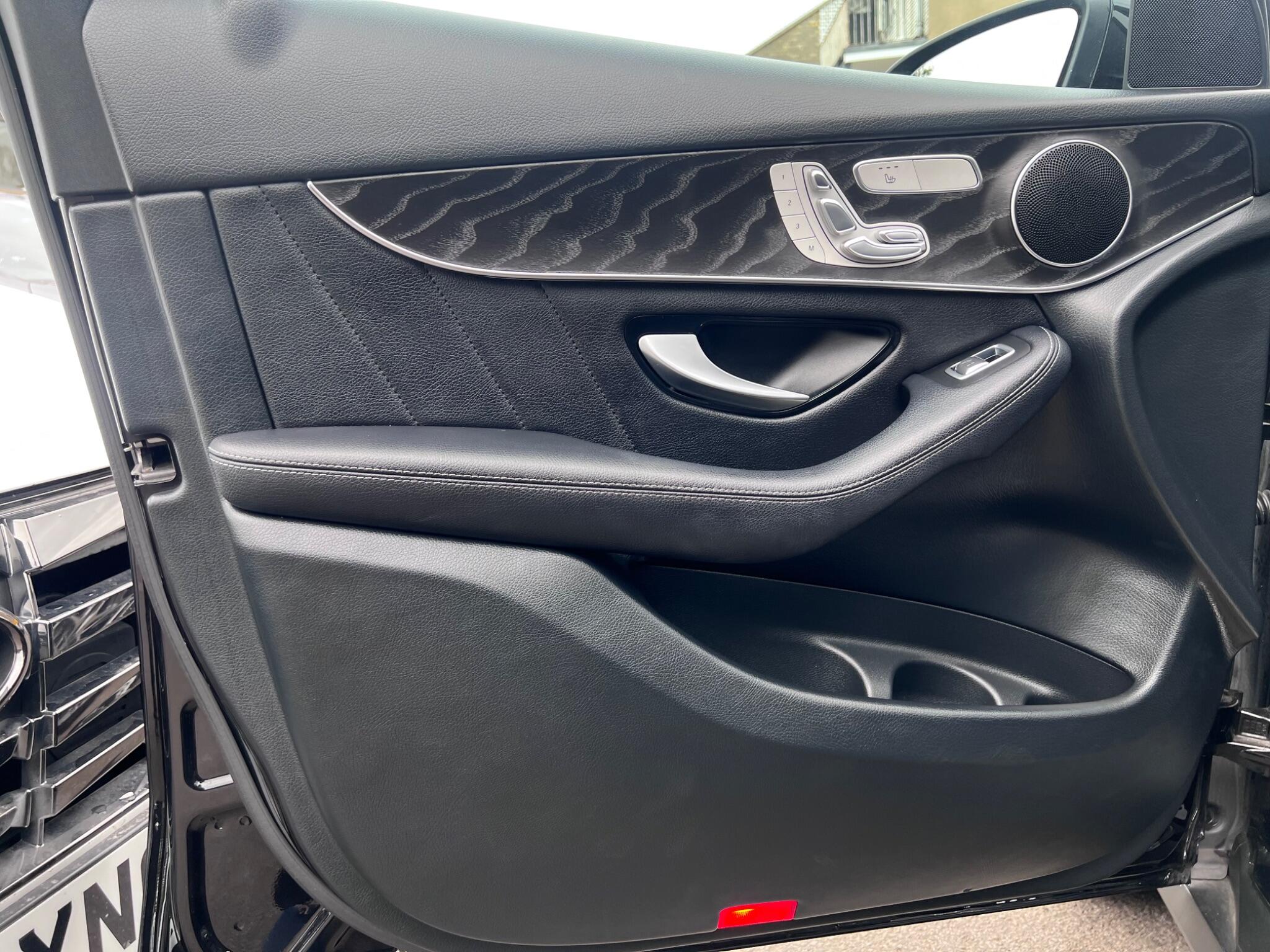 Mercedes-Benz GLC view 33