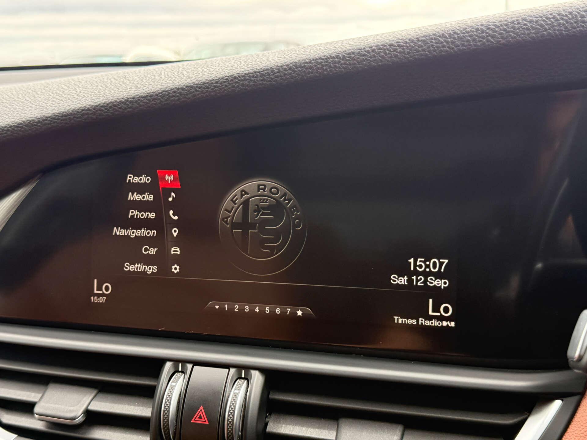 Alfa Romeo Giulia view 50