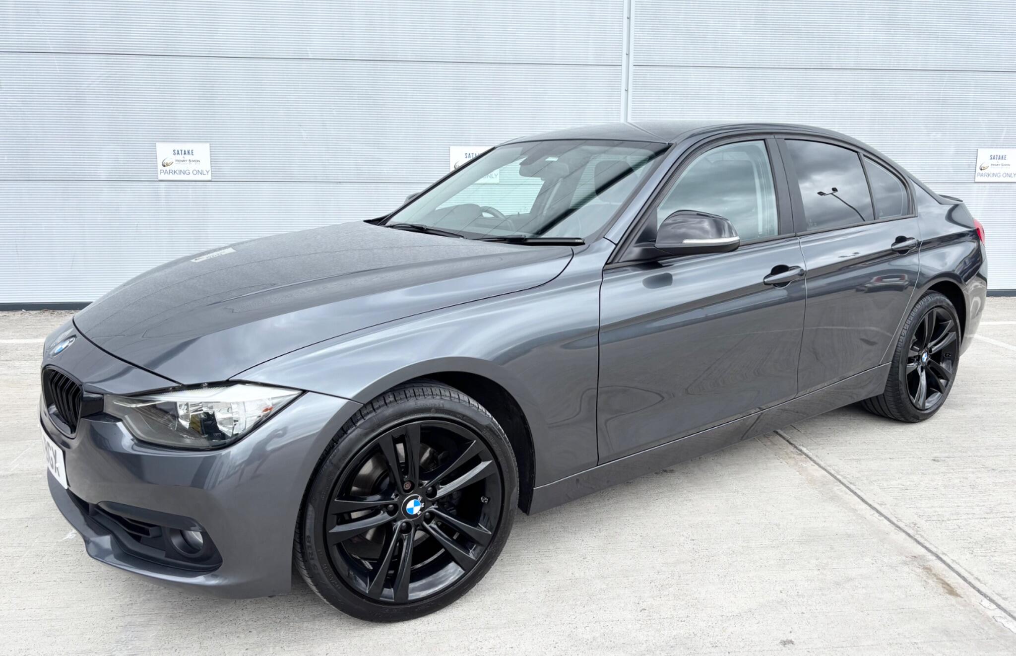 BMW 3 Series view 6