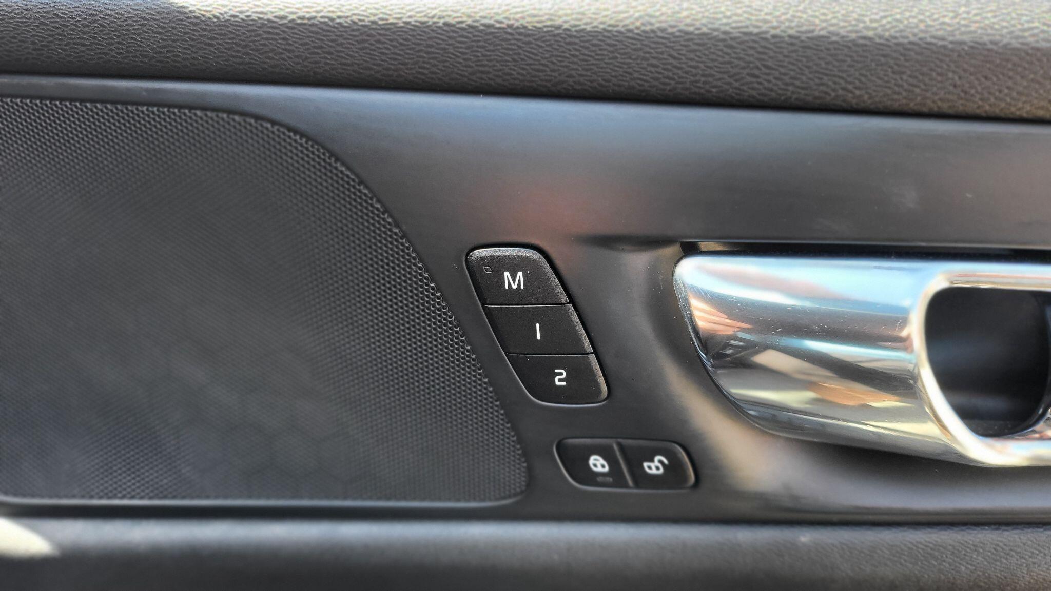Volvo V60 view 17