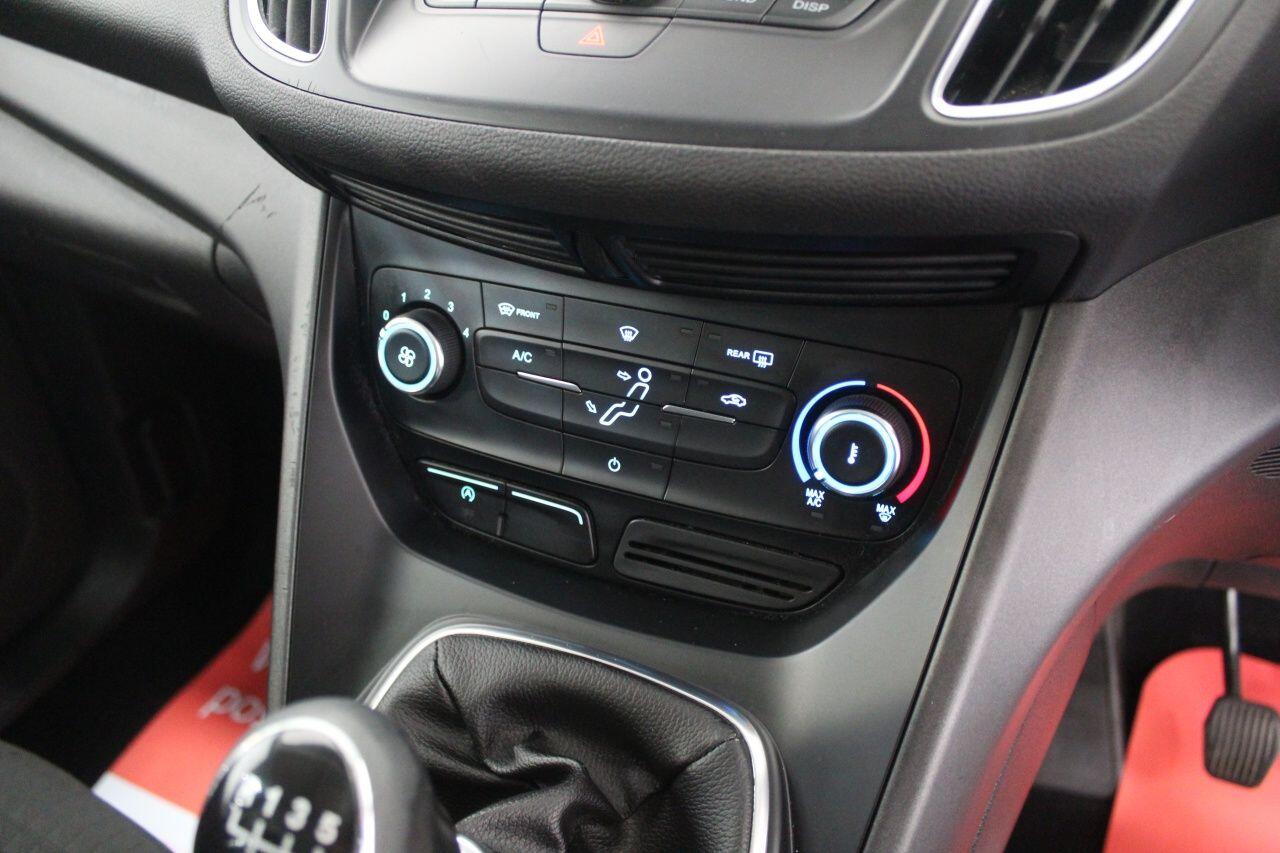 Ford C-Max view 38