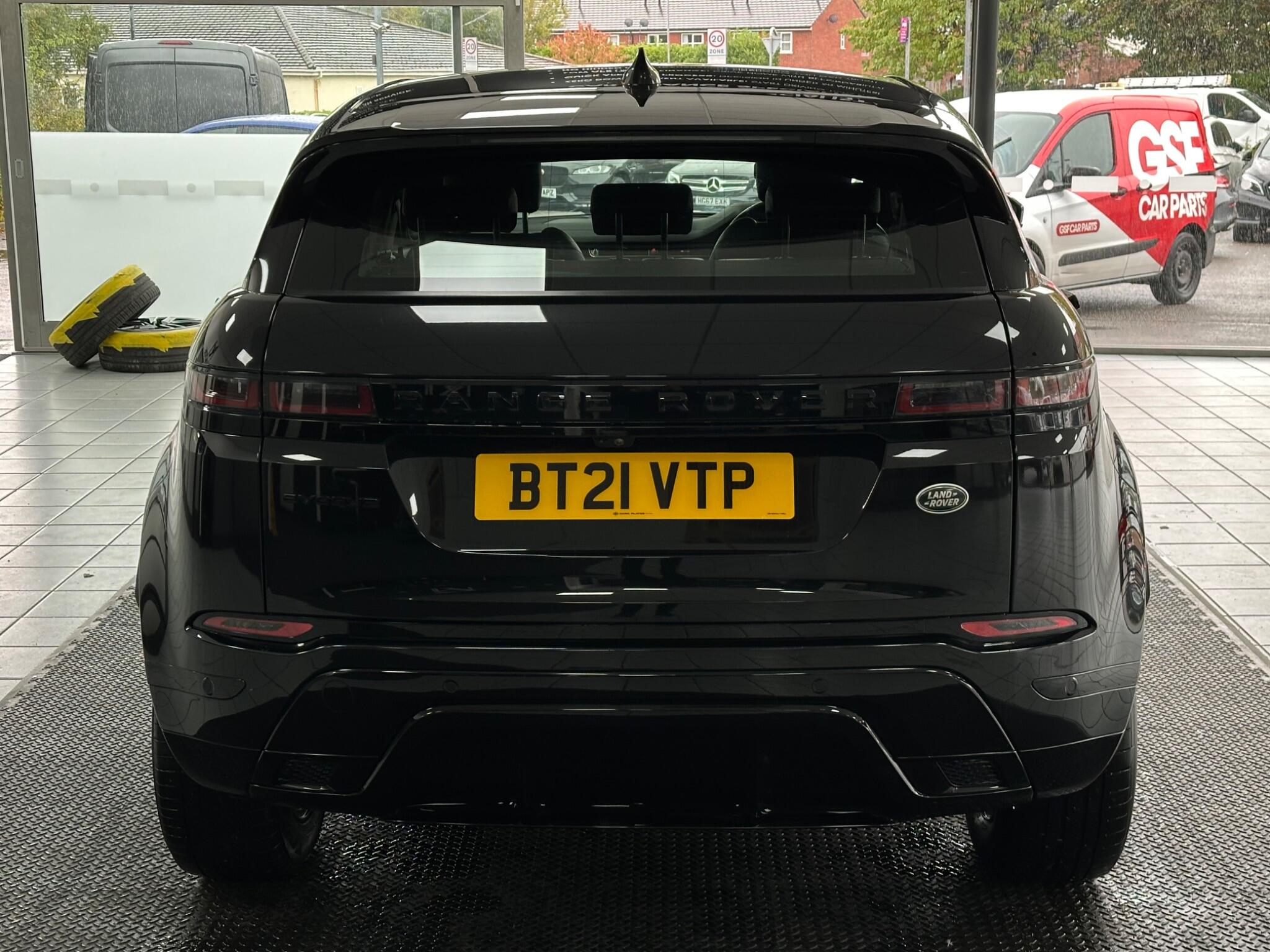 Land Rover Range Rover Evoque view 11