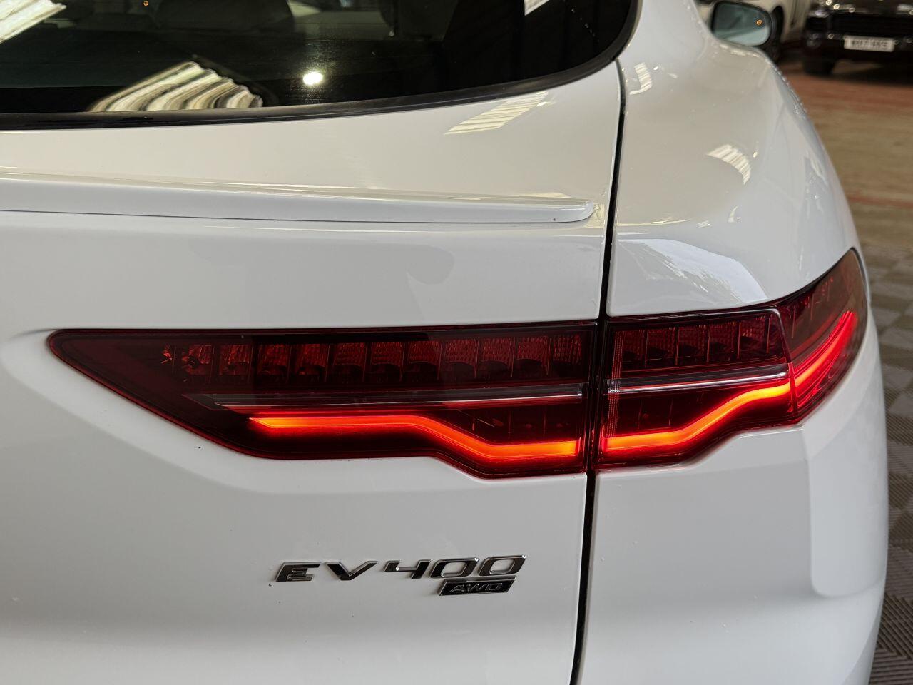 Jaguar I-Pace view 29