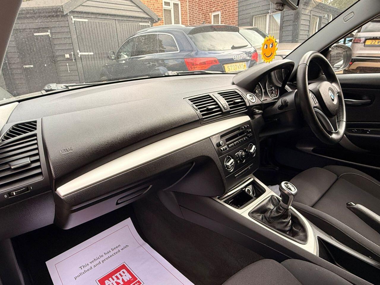 BMW 1 Series view 11