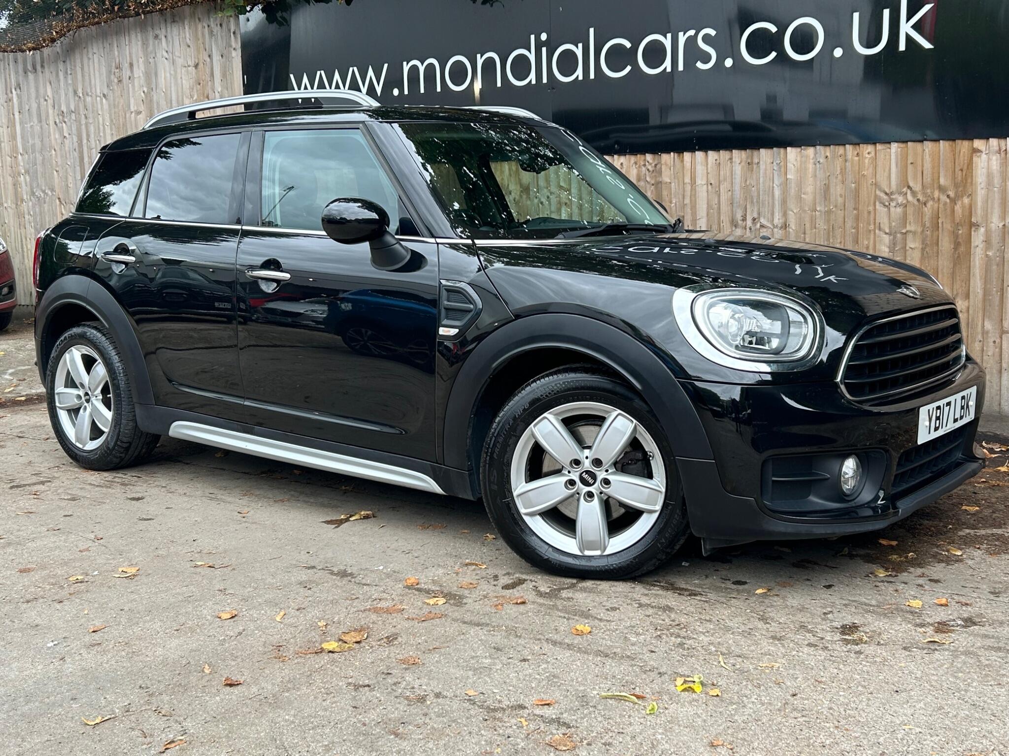 Mini Countryman view 9