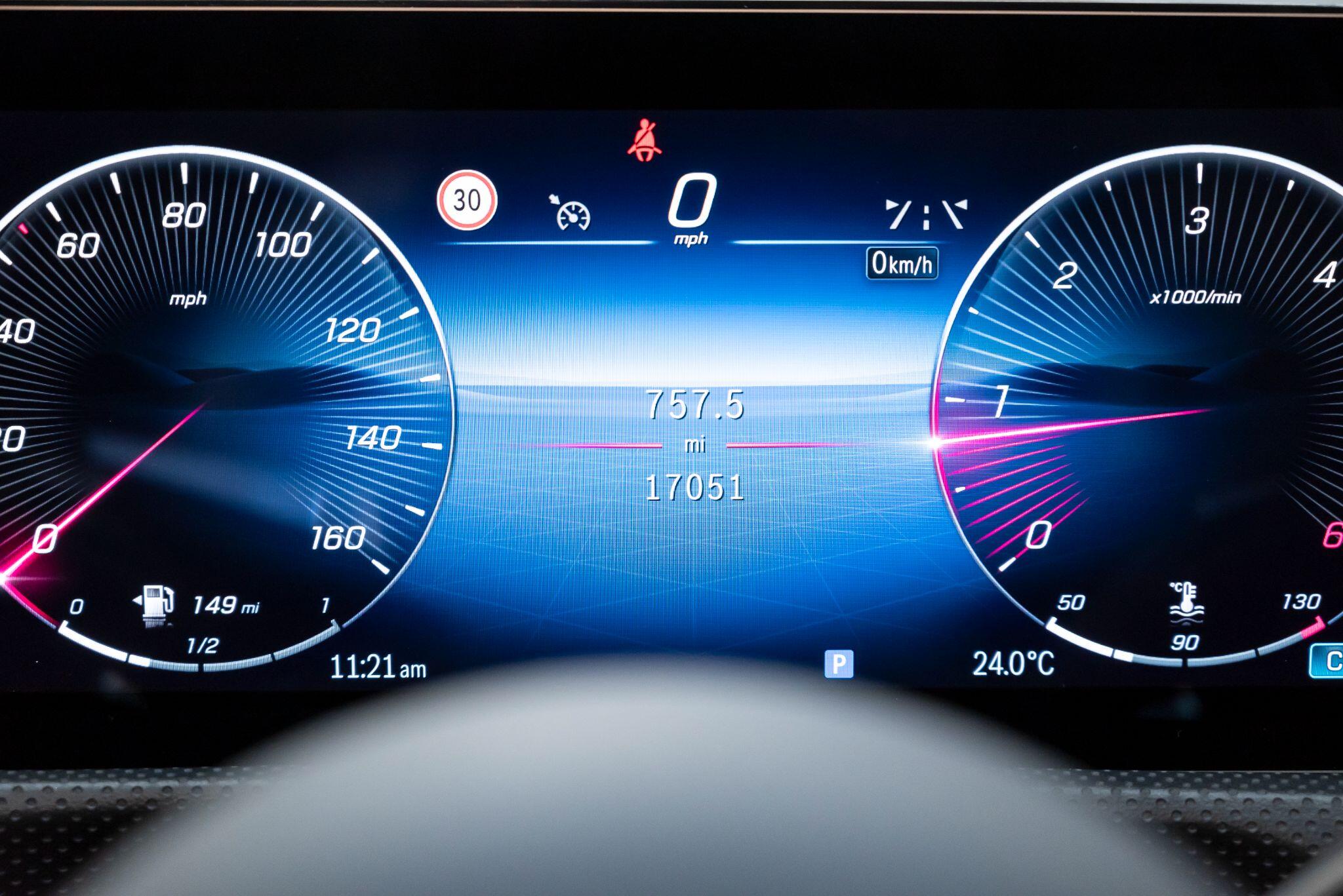 Mercedes-Benz CLA view 45