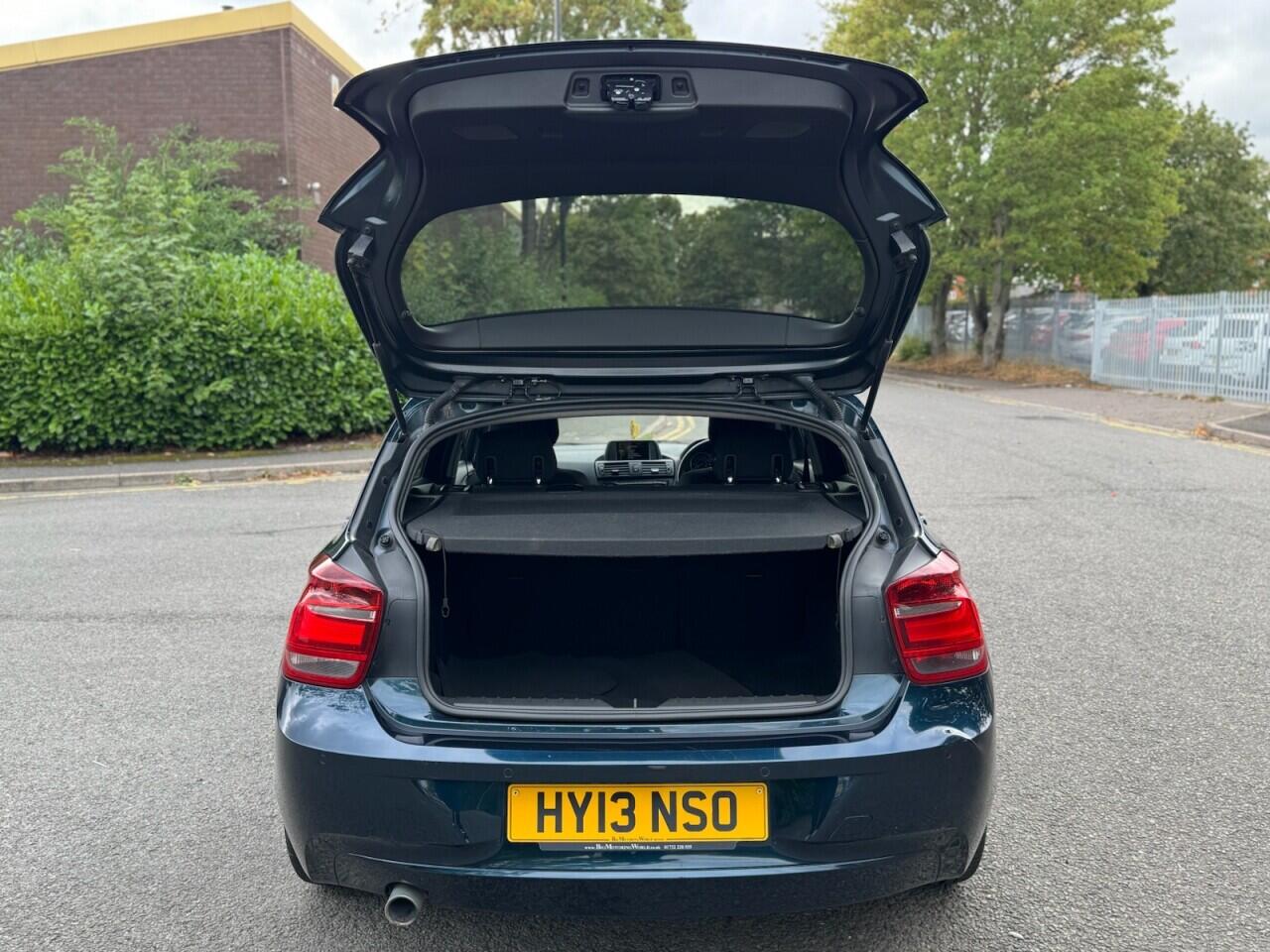 BMW 1 Series view 34