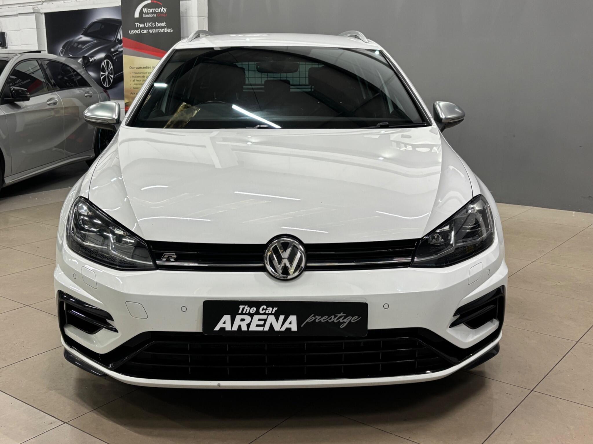 Volkswagen Golf view 2