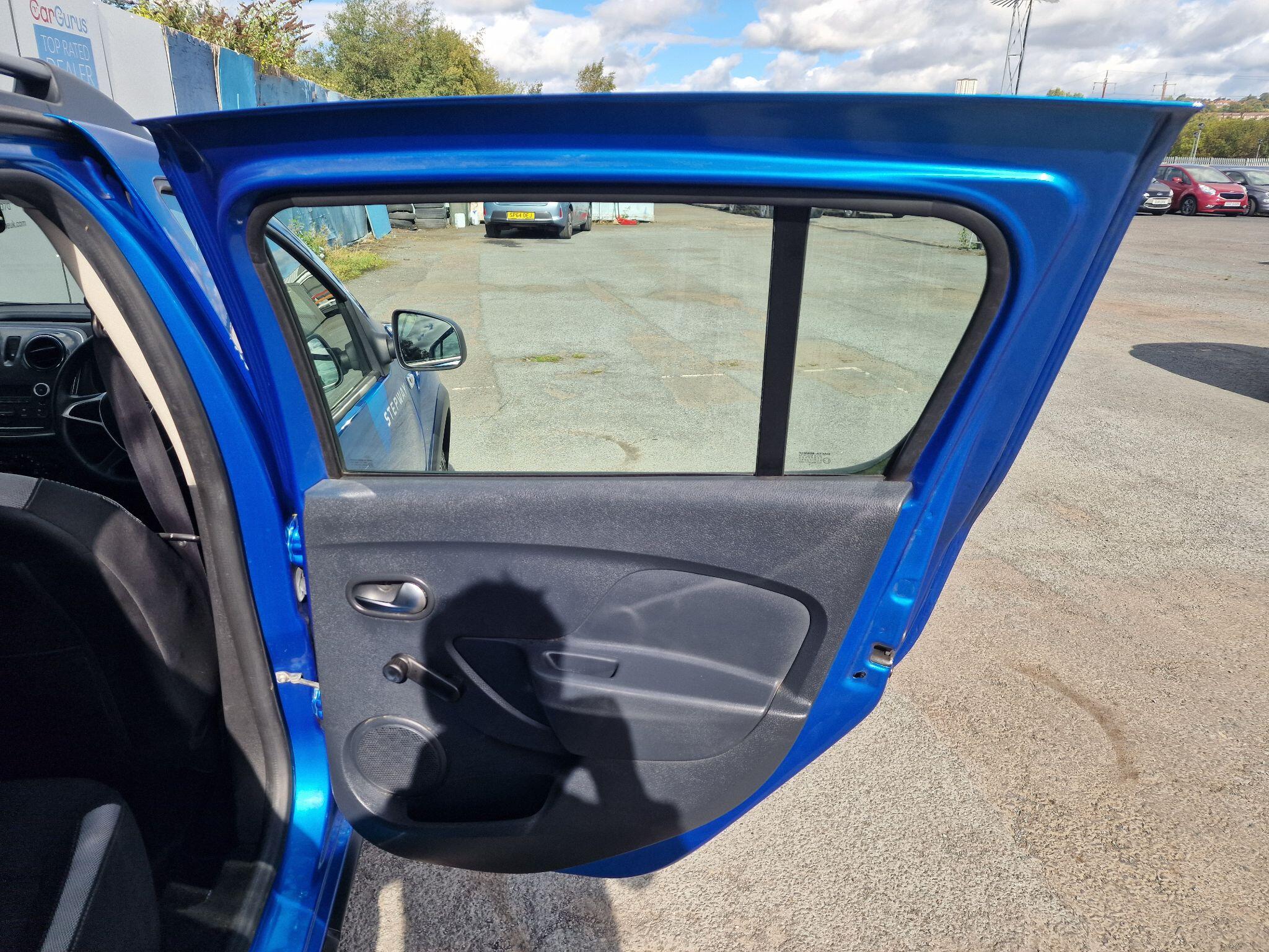 Dacia Sandero view 34