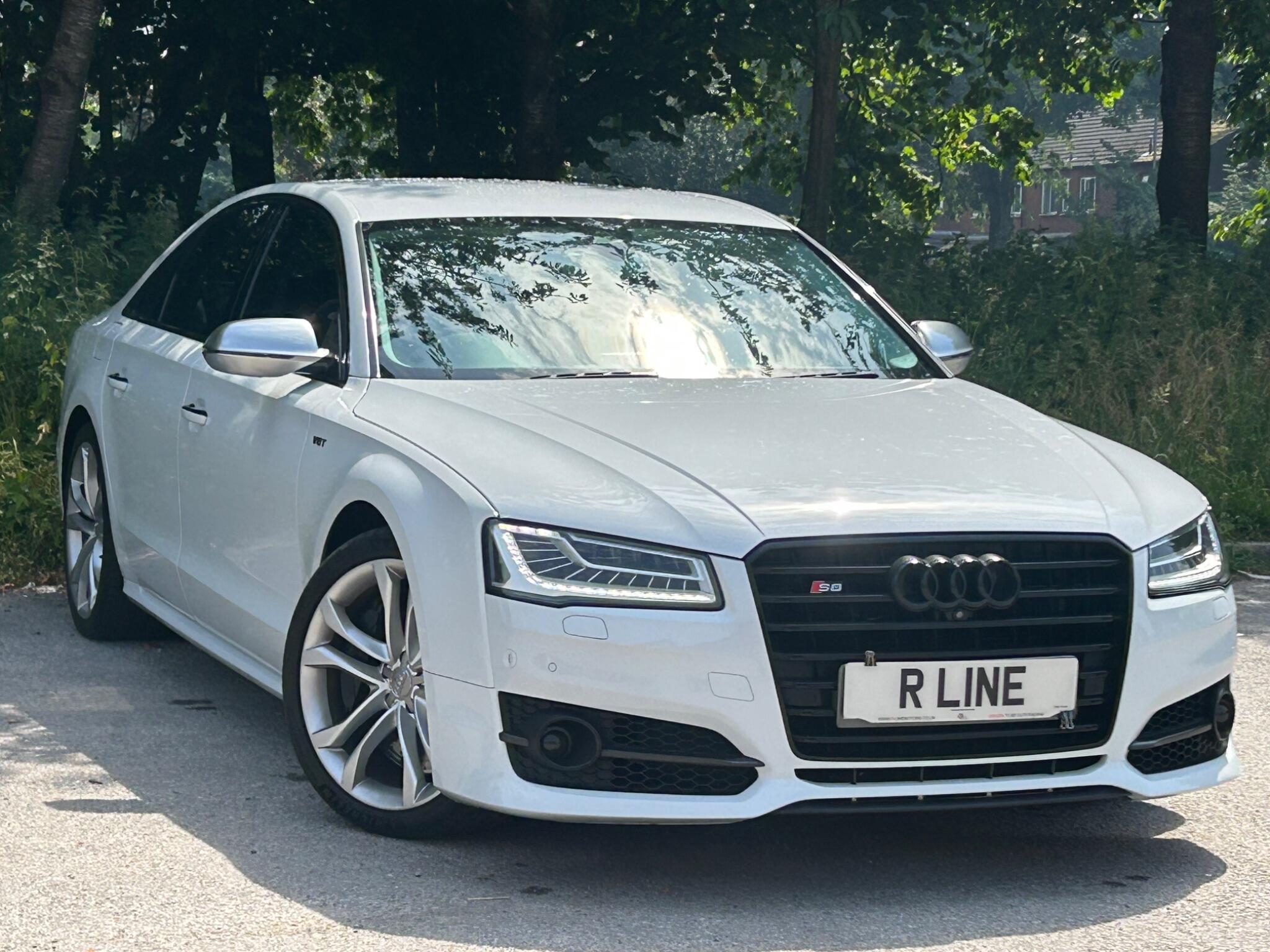 Audi S8 view 2
