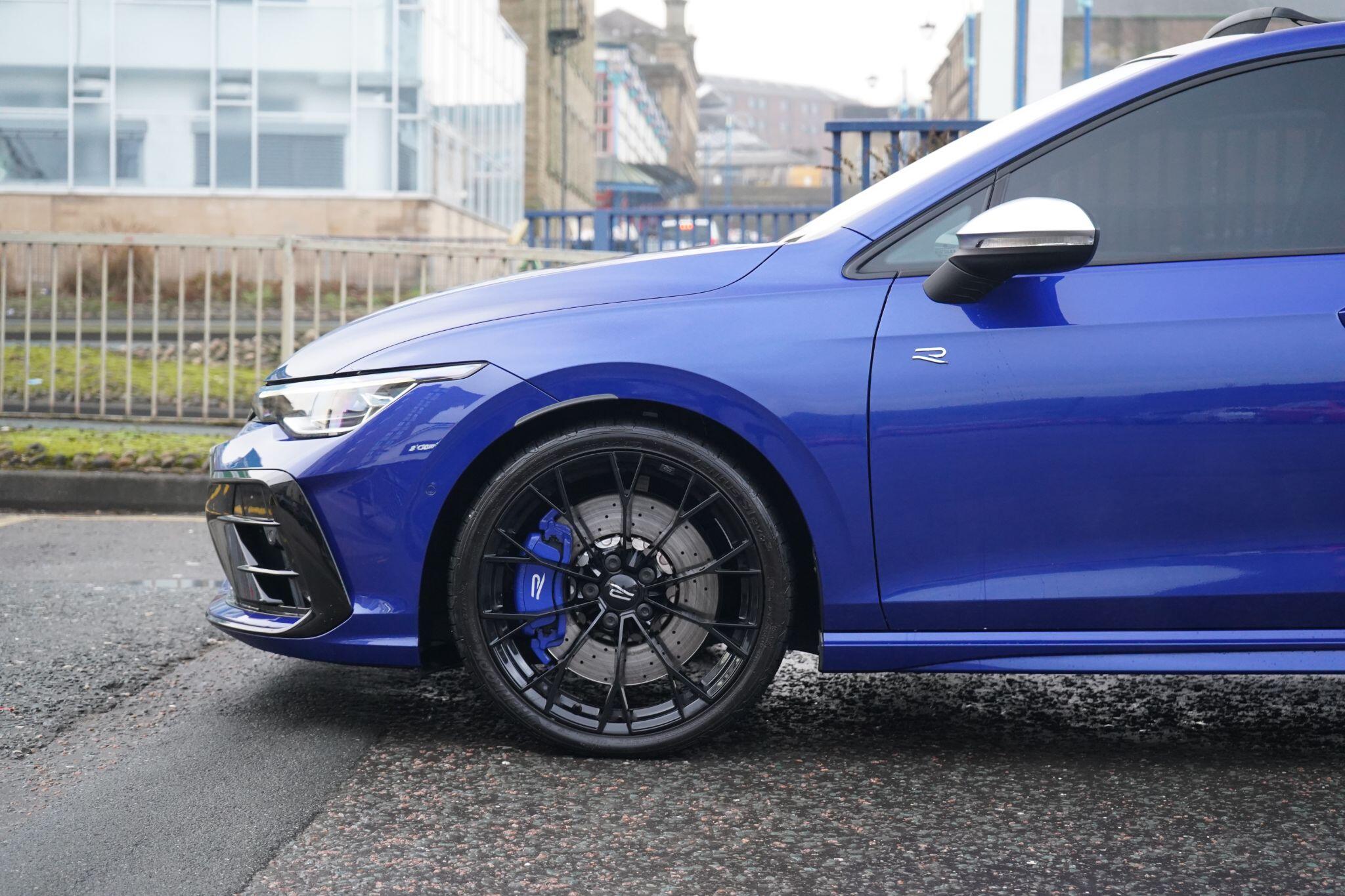 Volkswagen Golf view 8