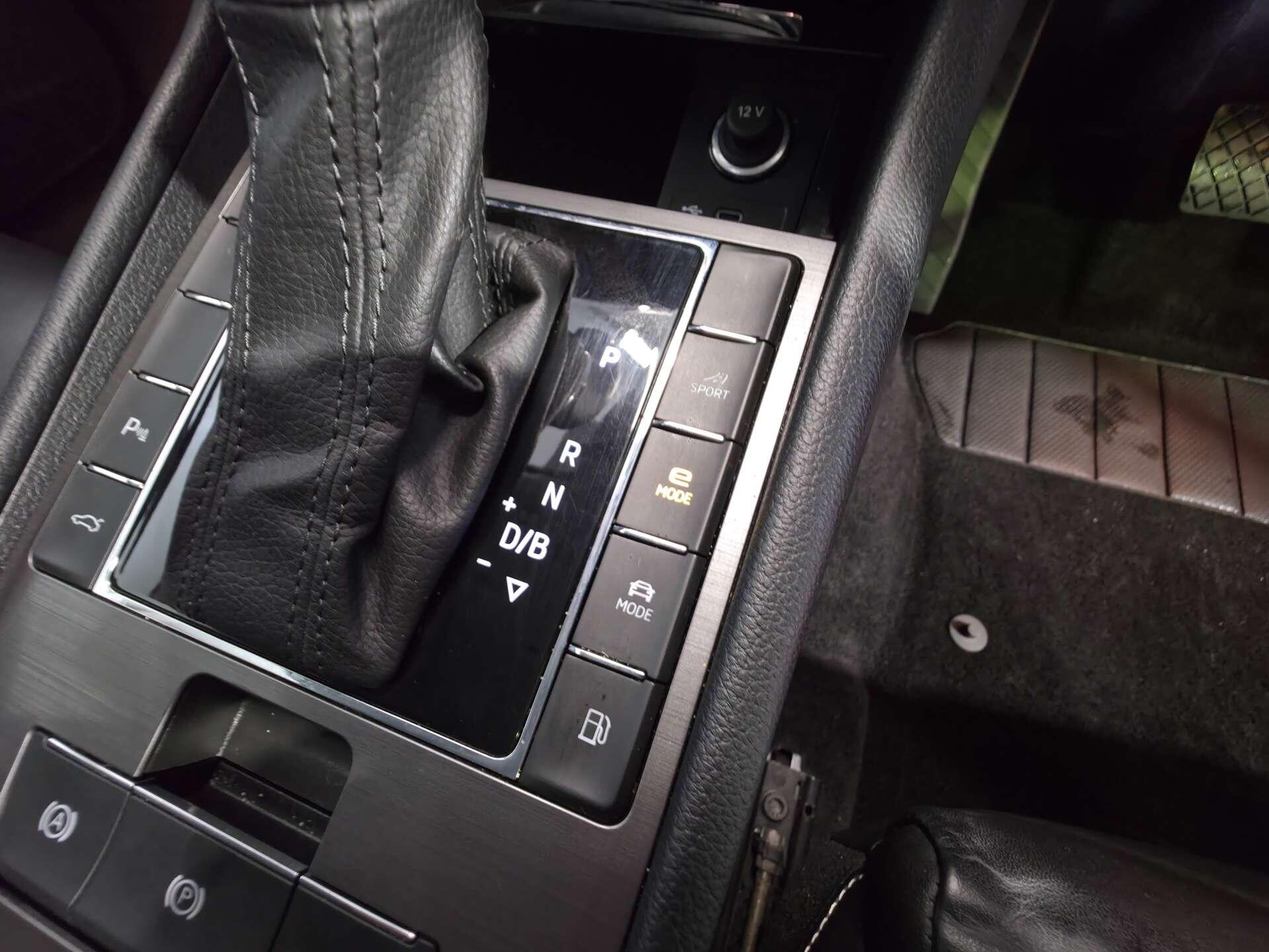 Skoda Superb view 40