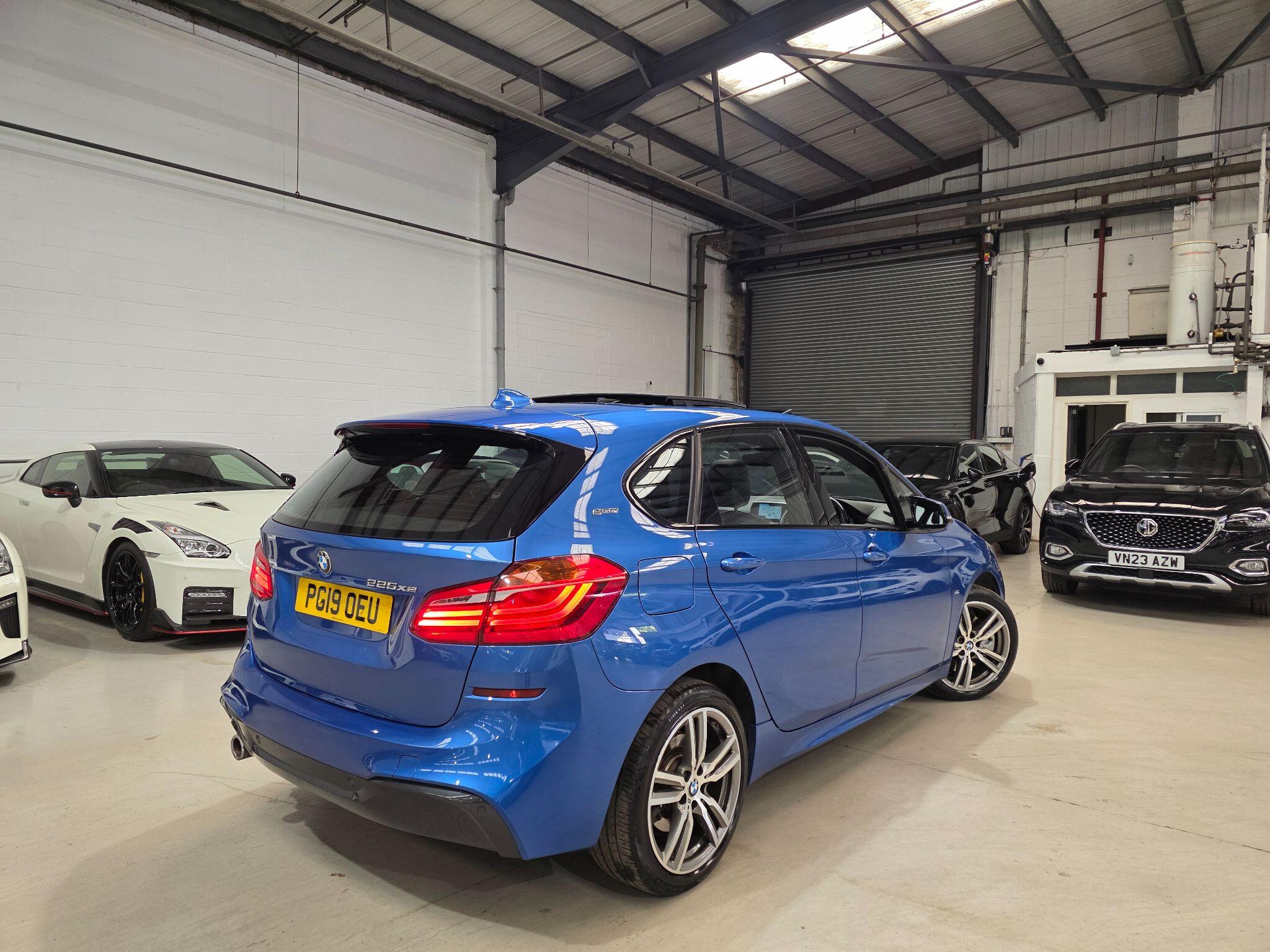 BMW 2 Series Active Tourer view 29