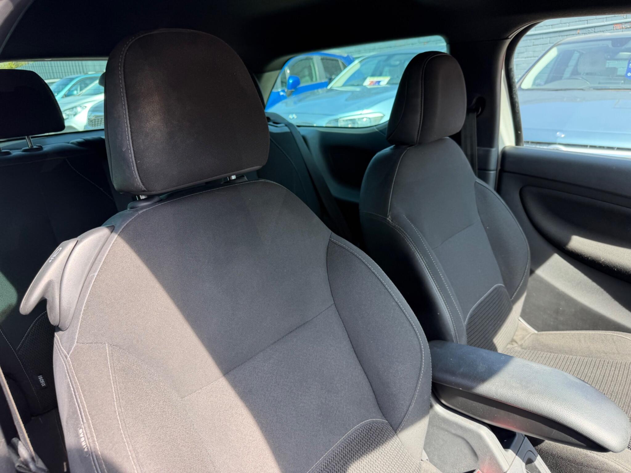 Citroen DS3 view 12