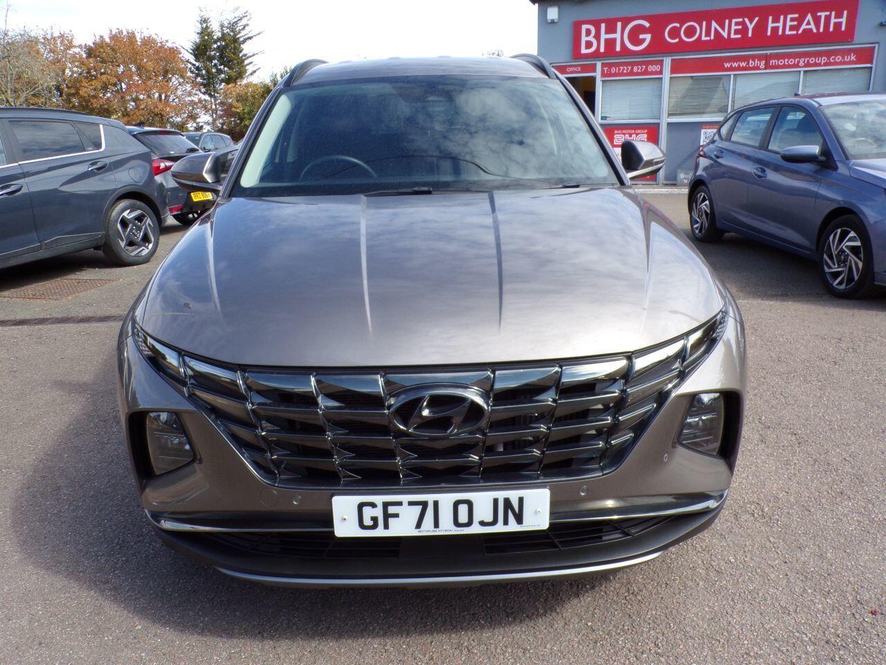 Hyundai Tucson view 2