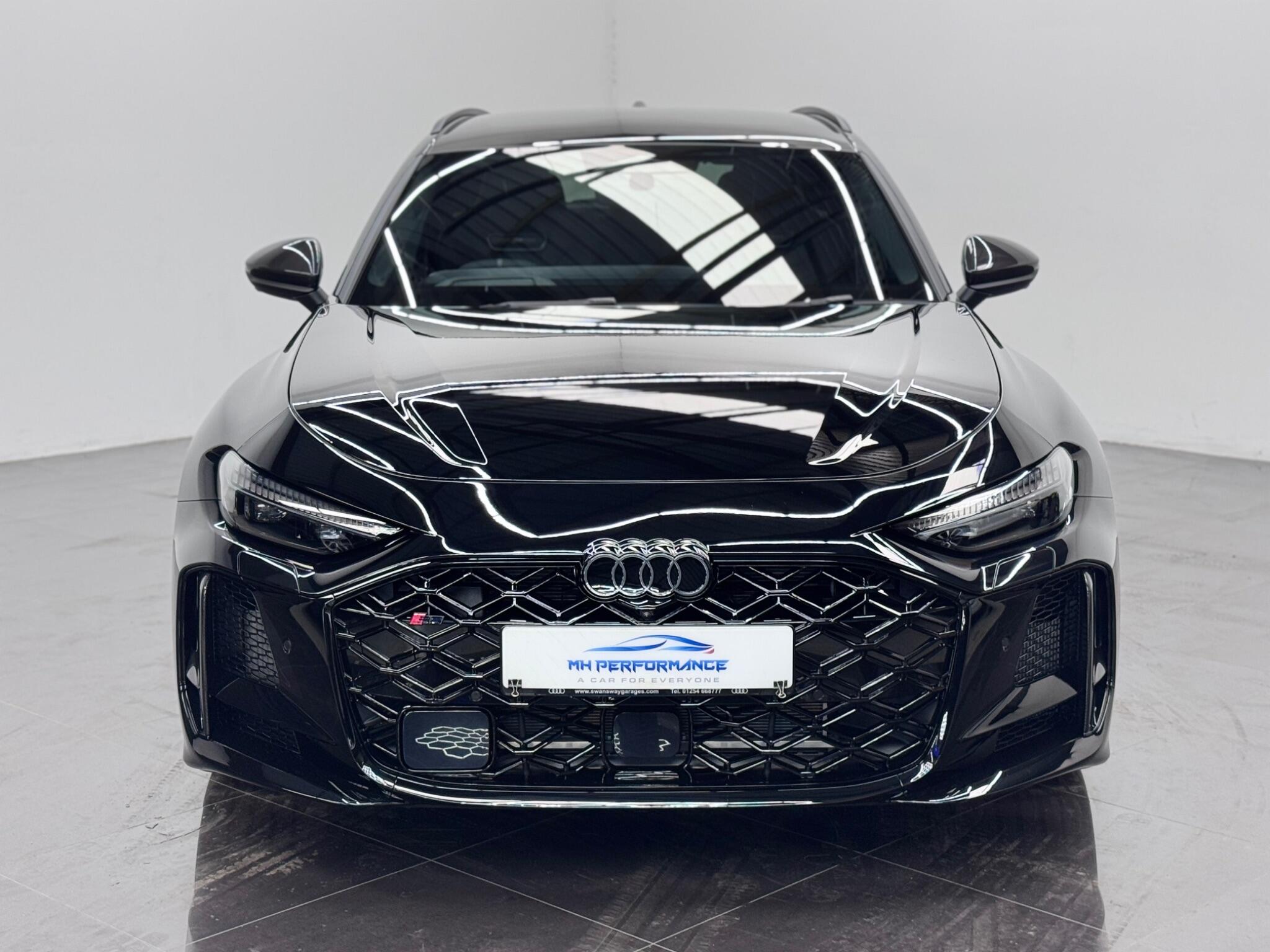 Audi RS5 view 2