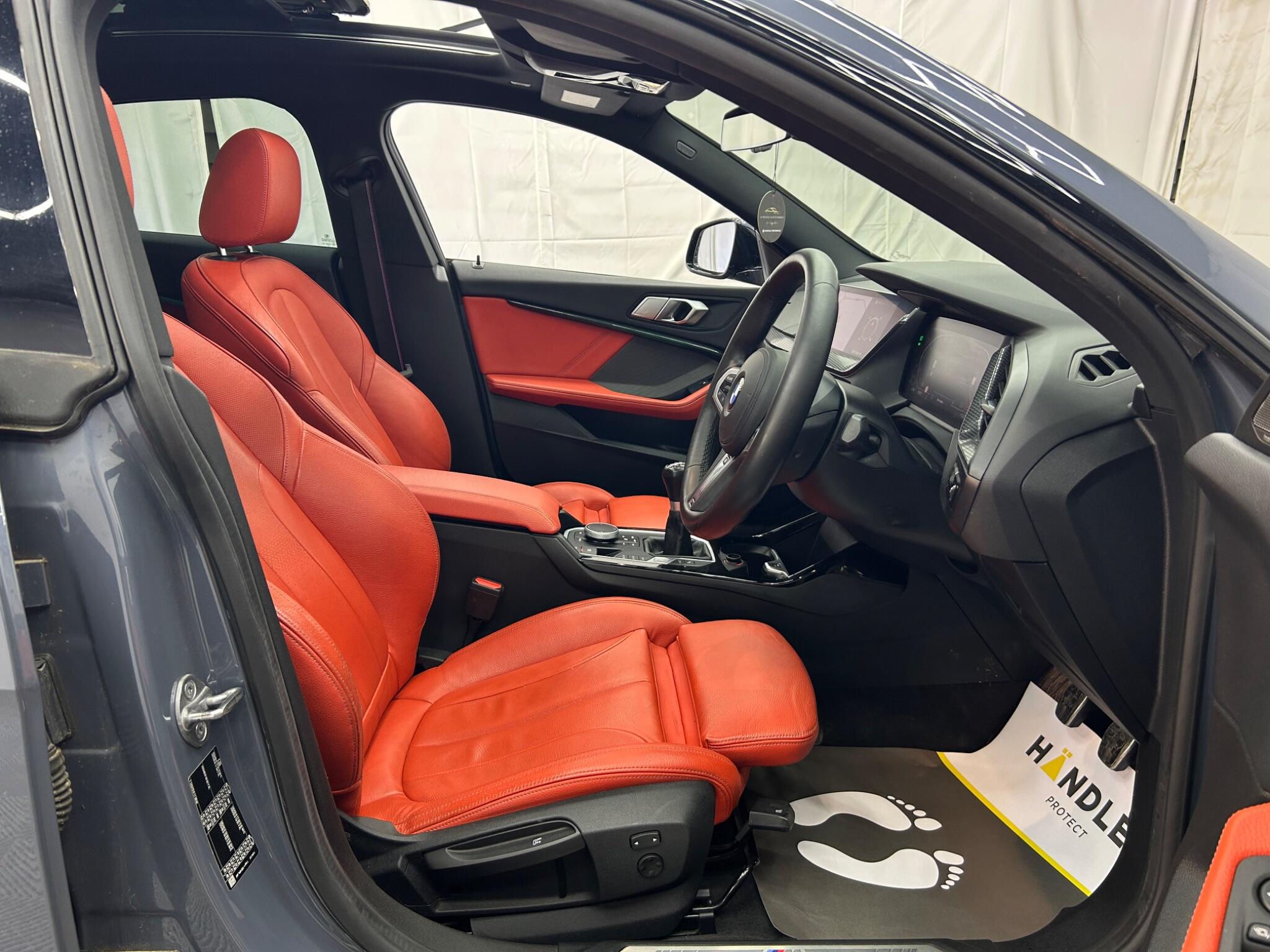BMW 2 Series view 21
