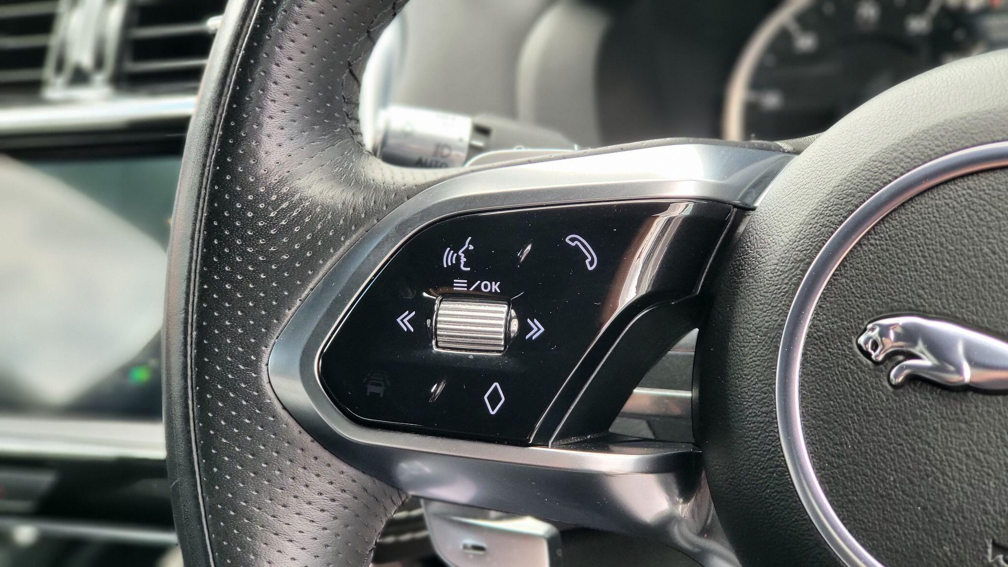 Jaguar Xe view 16