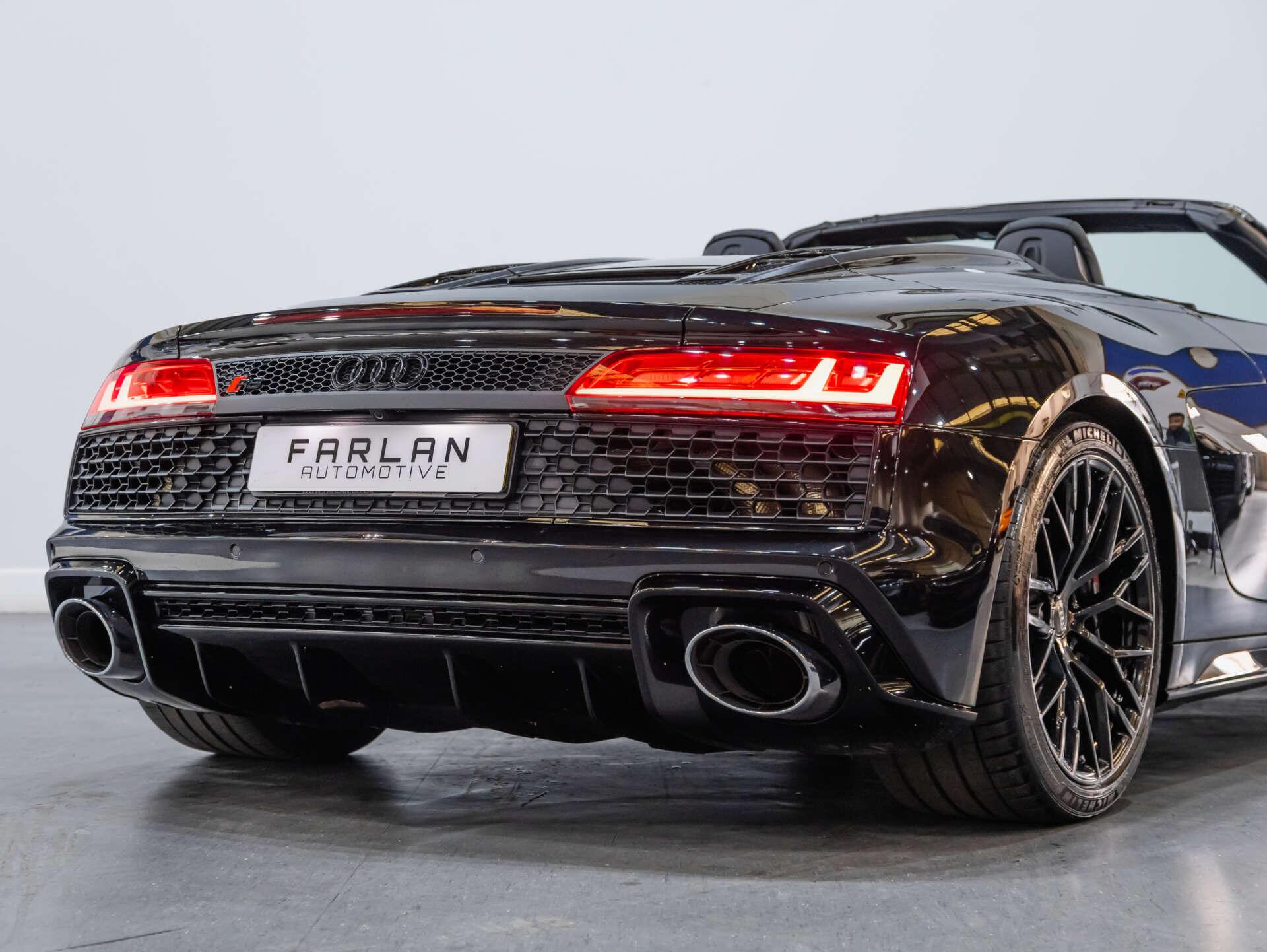 Audi R8 view 41