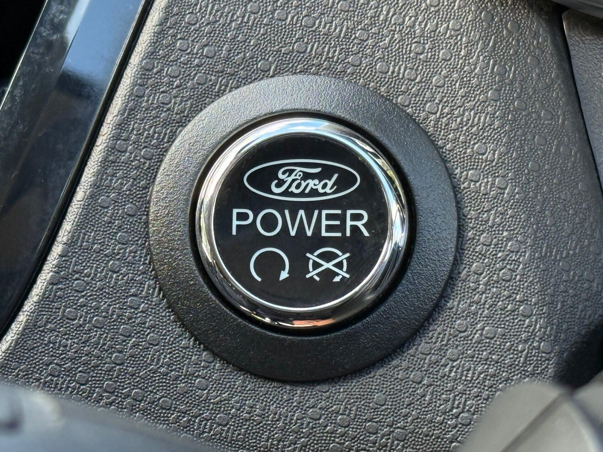 Ford Fiesta view 41