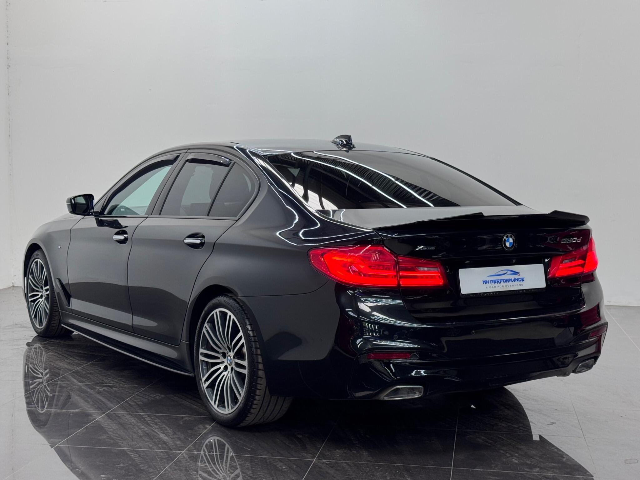 BMW 5 Series view 67
