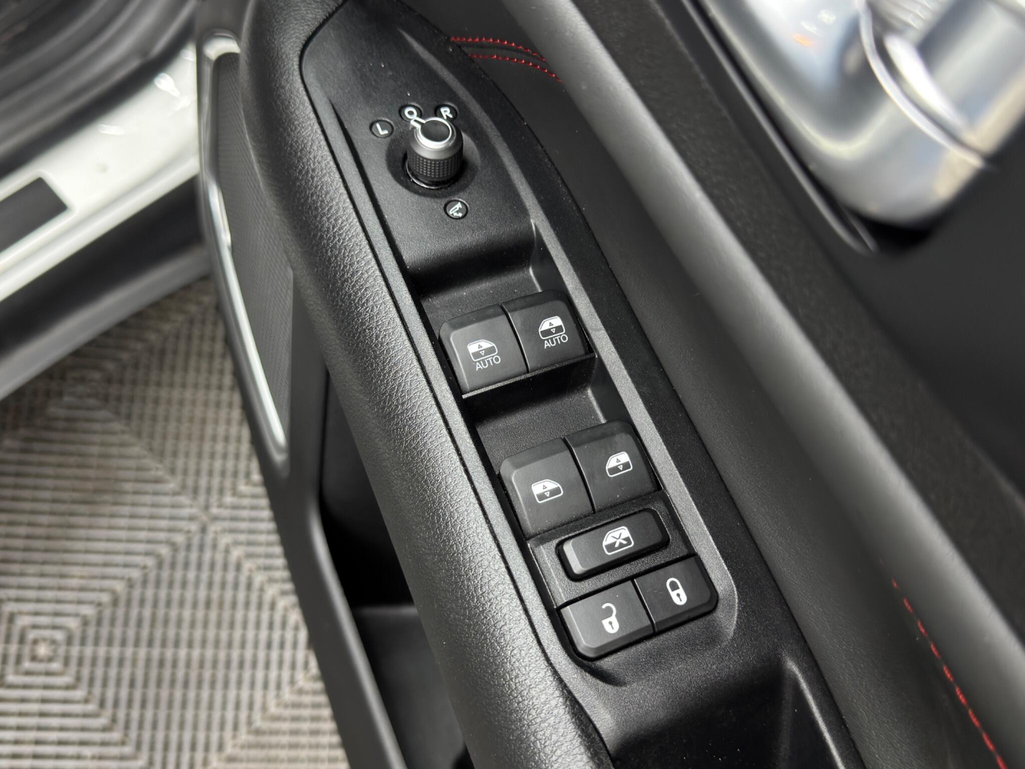 Jeep Compass view 39