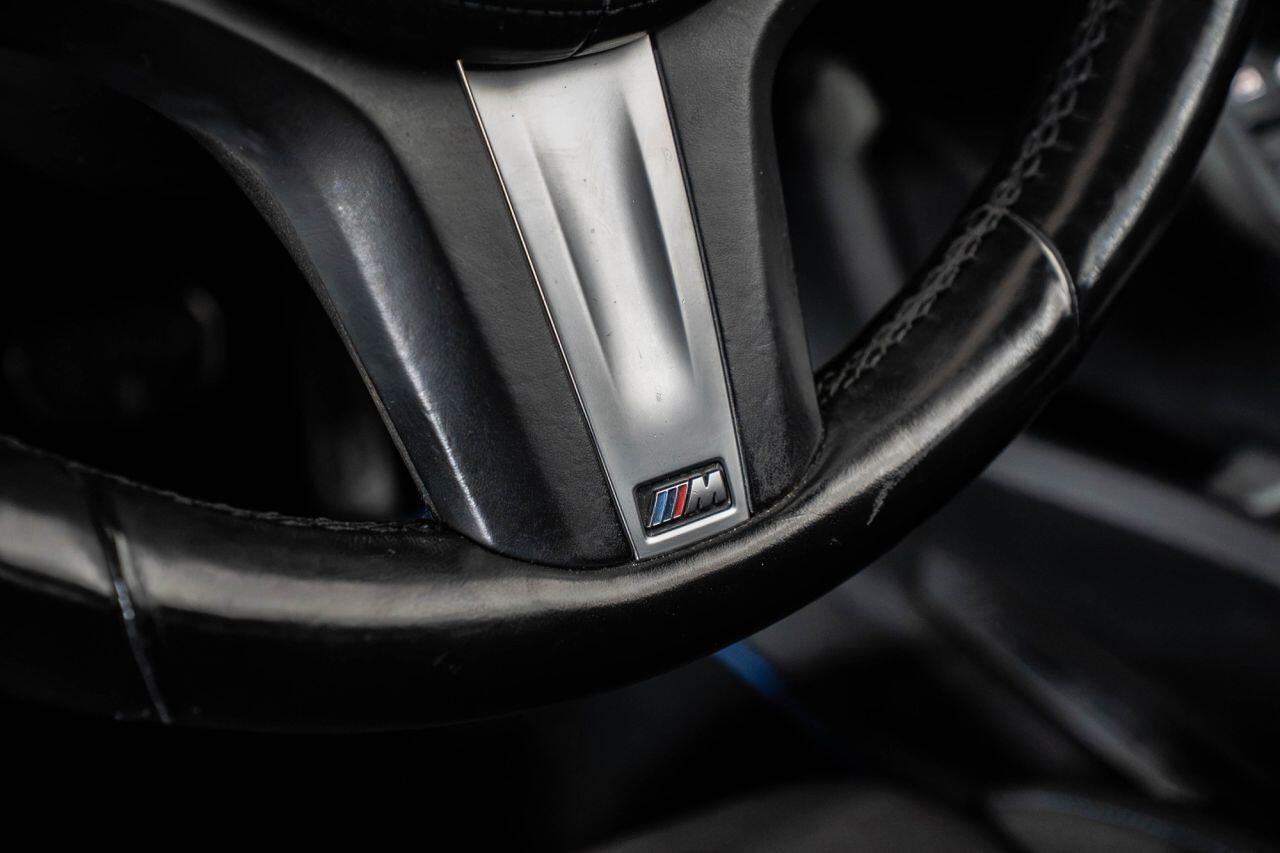 BMW 2 Series view 33