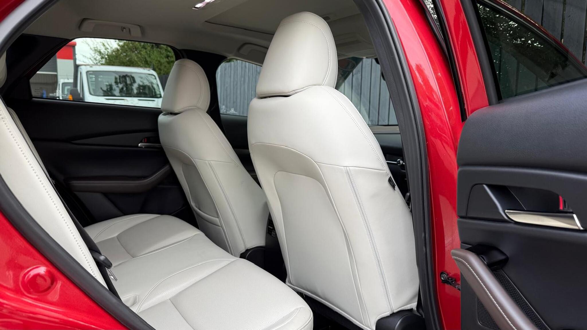 Mazda E-Skyactiv view 26