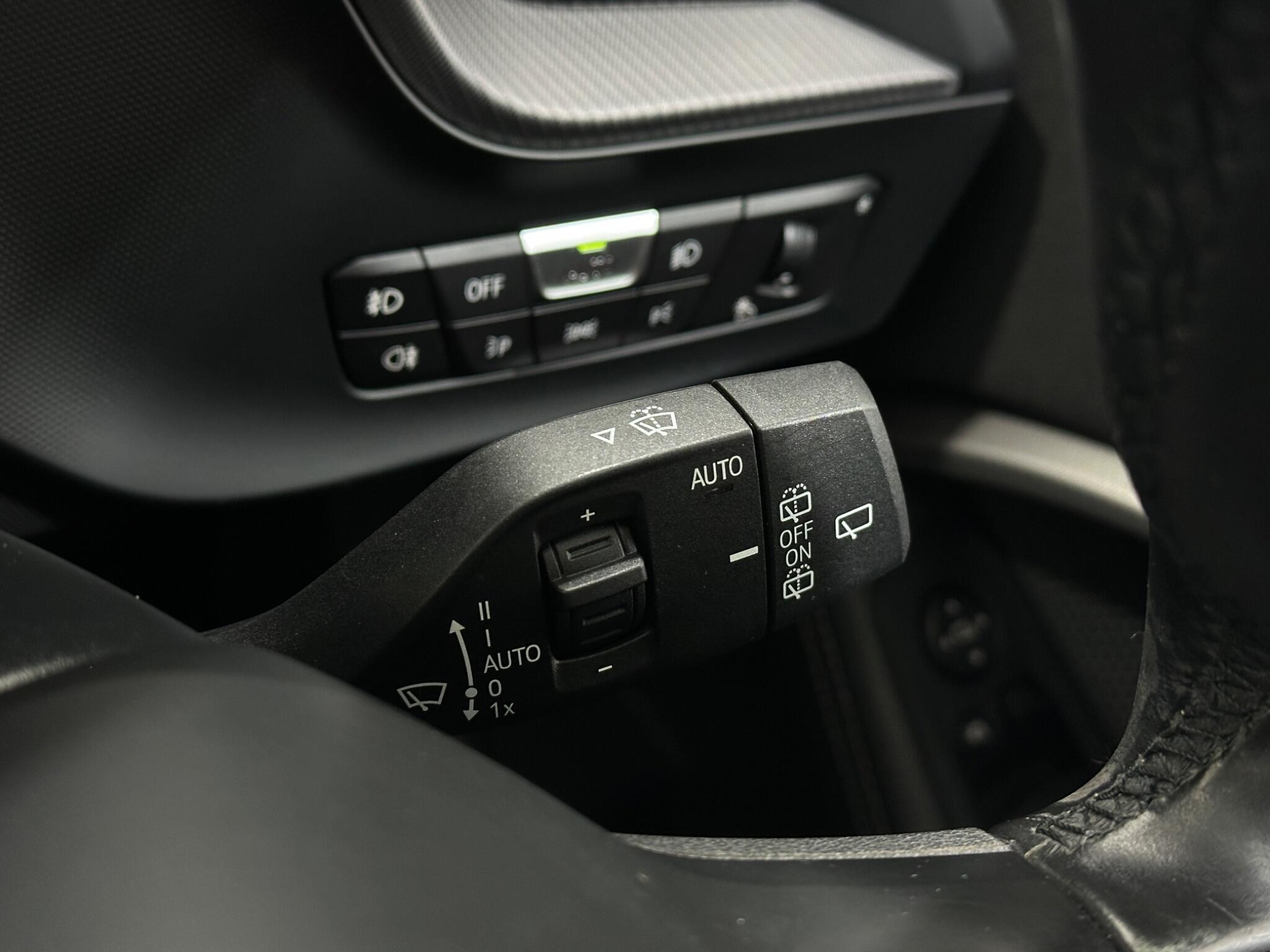 BMW 1 Series view 17