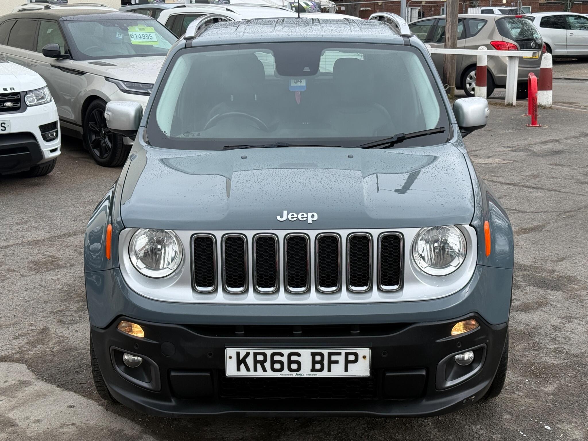 Jeep Renegade - Image 8