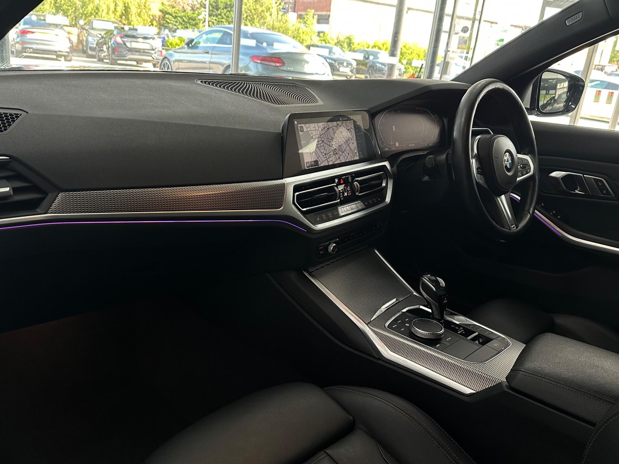 BMW 3 Series view 39