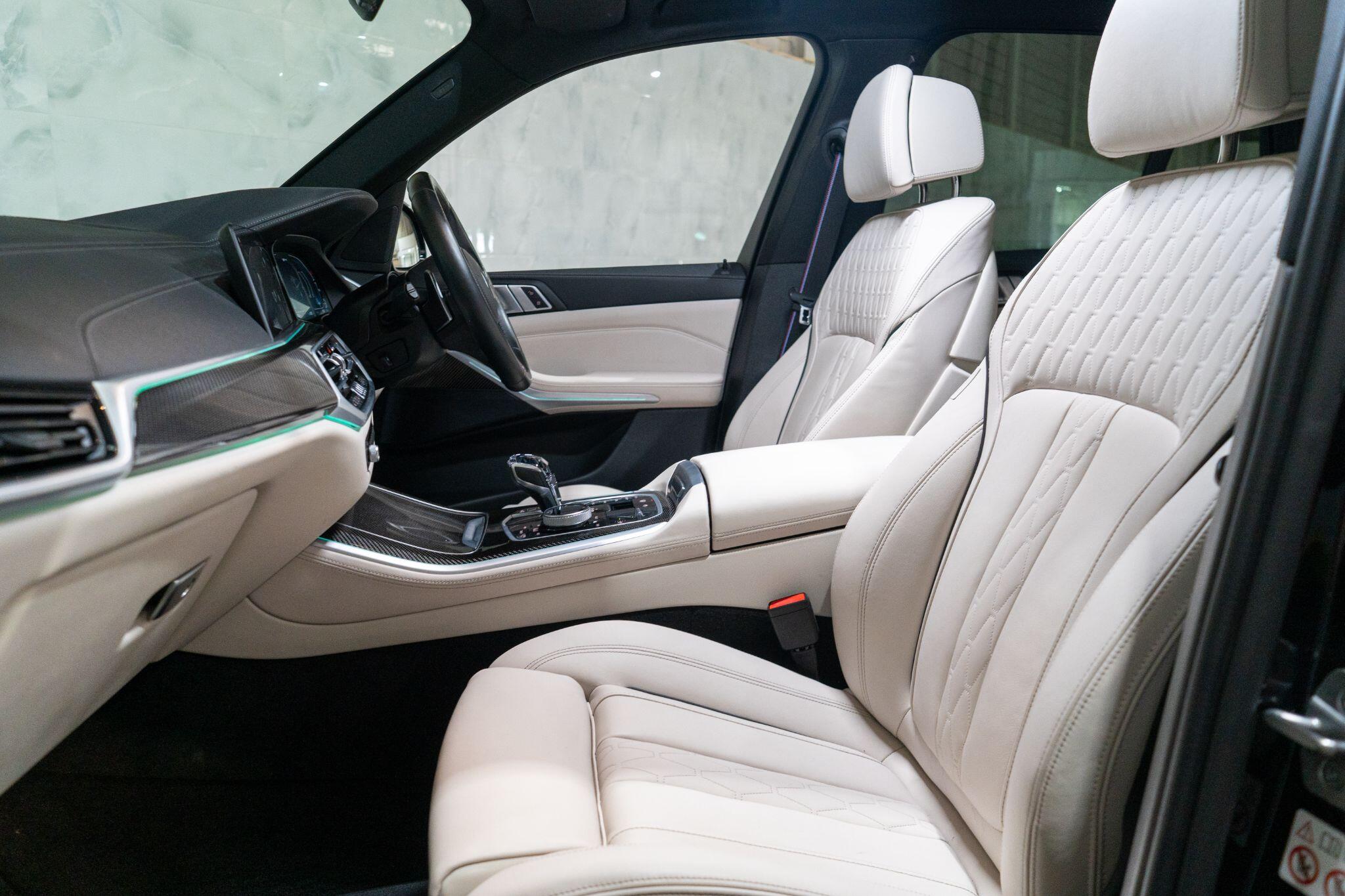 BMW X5 view 15