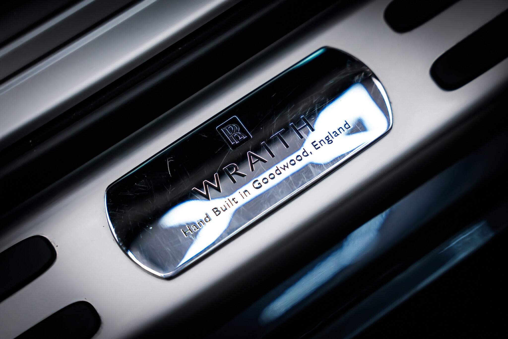 Rolls-Royce Wraith view 71