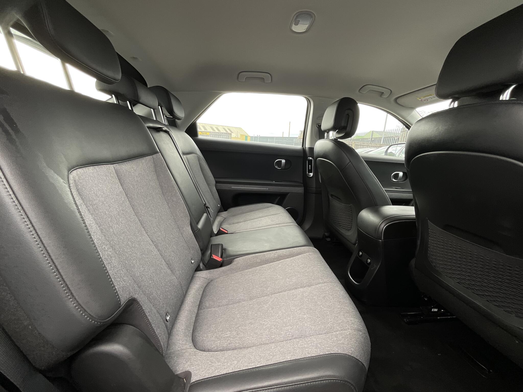 Hyundai Ioniq 5 view 12