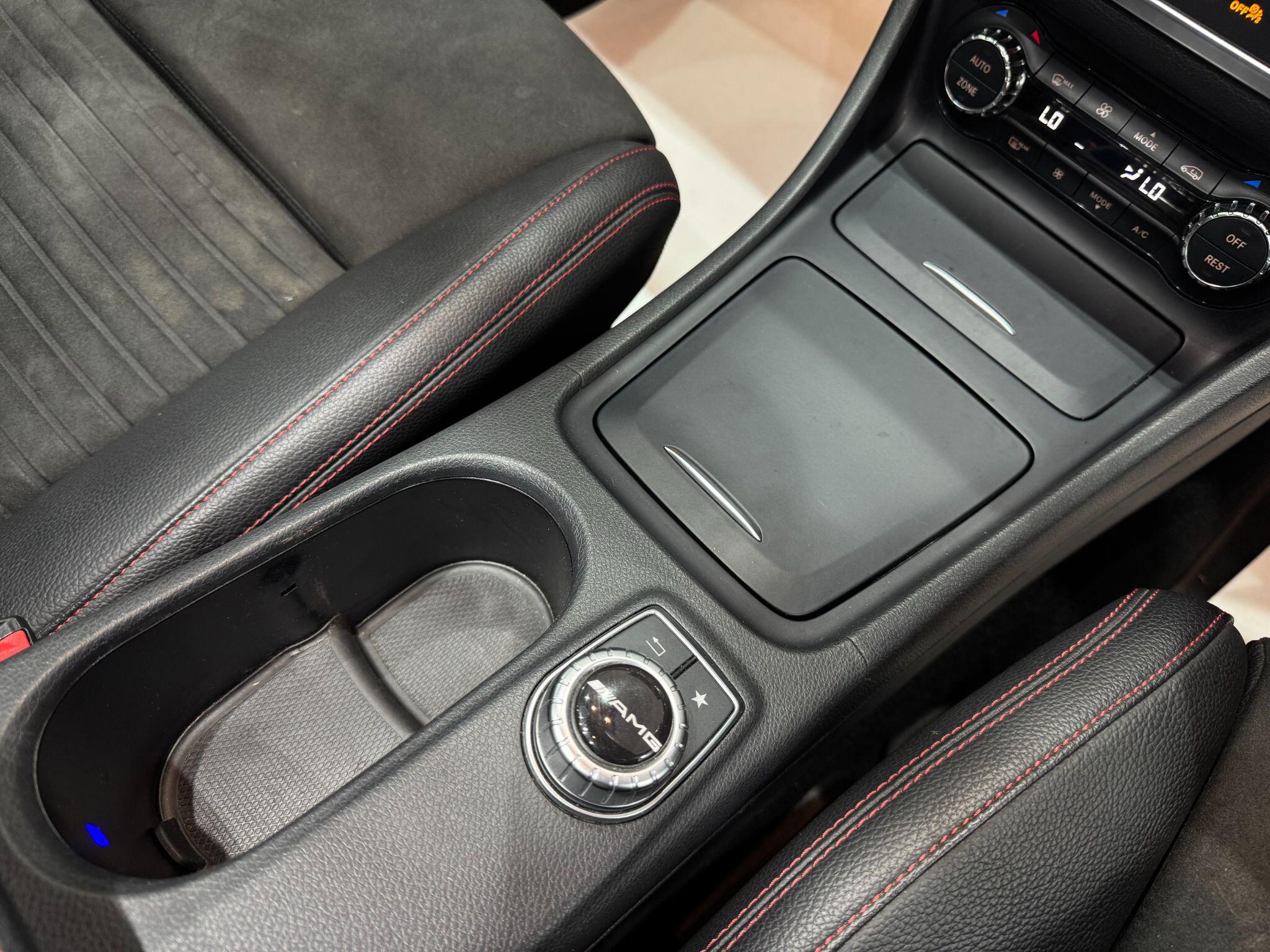 Mercedes-Benz GLA view 44