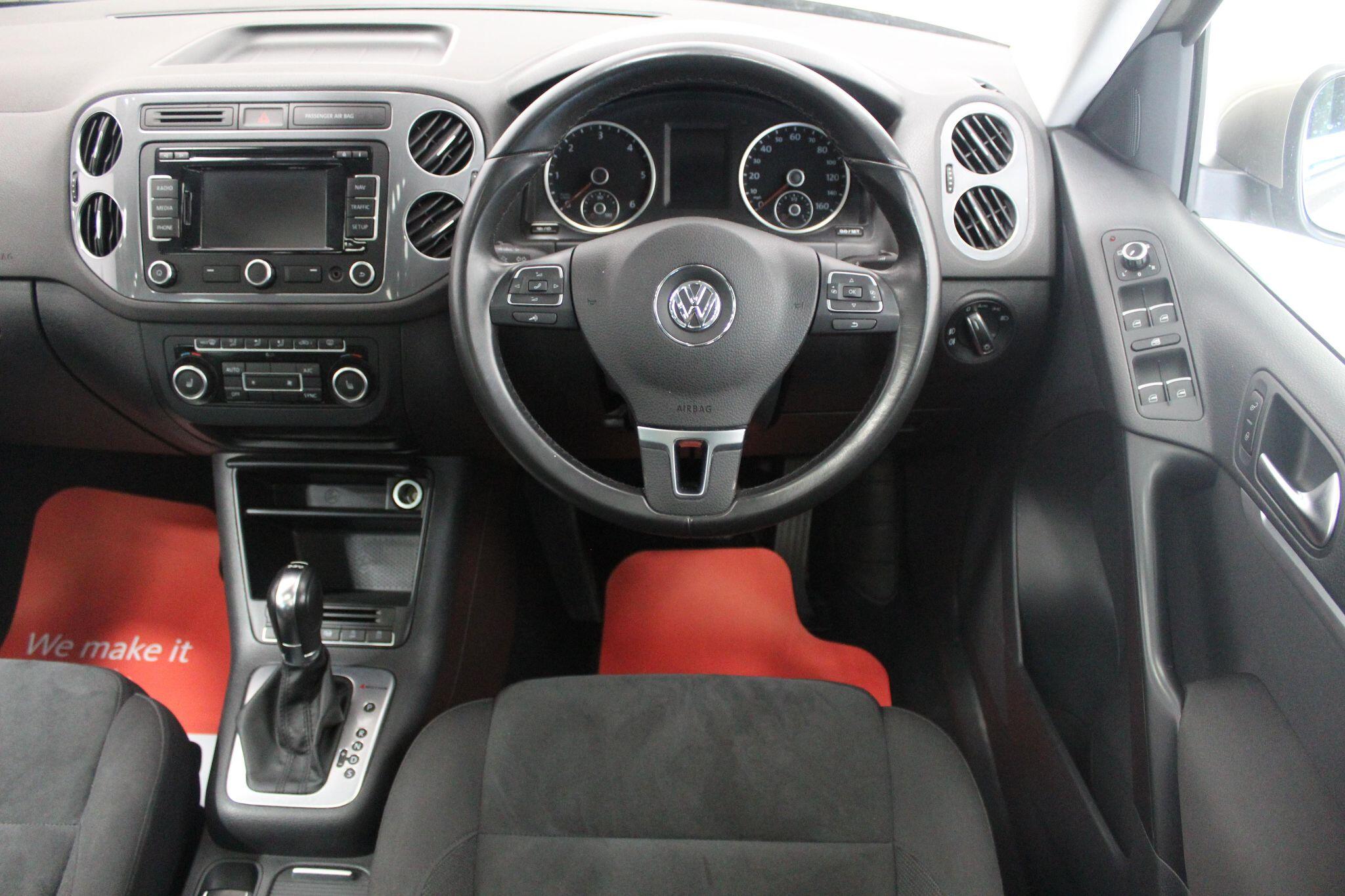 Volkswagen Tiguan view 44