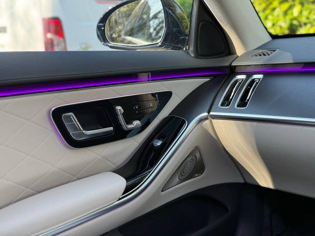 Mercedes-Benz S Class view 52