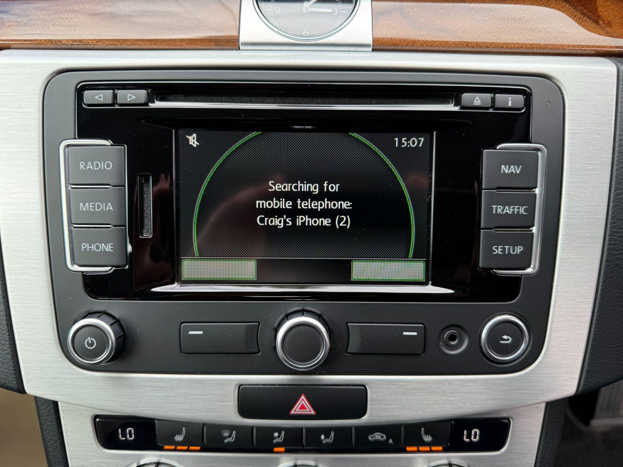 Volkswagen Passat view 30