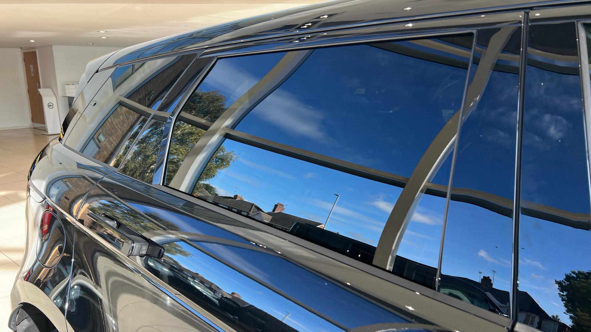 Land Rover Range Rover Evoque view 58