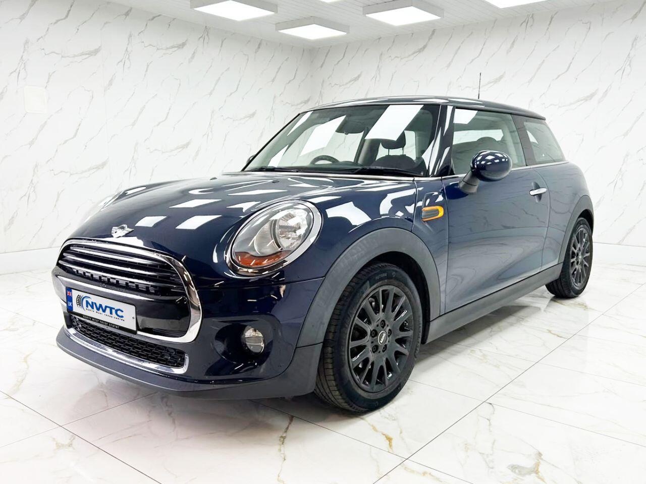 Mini Hatch view 6