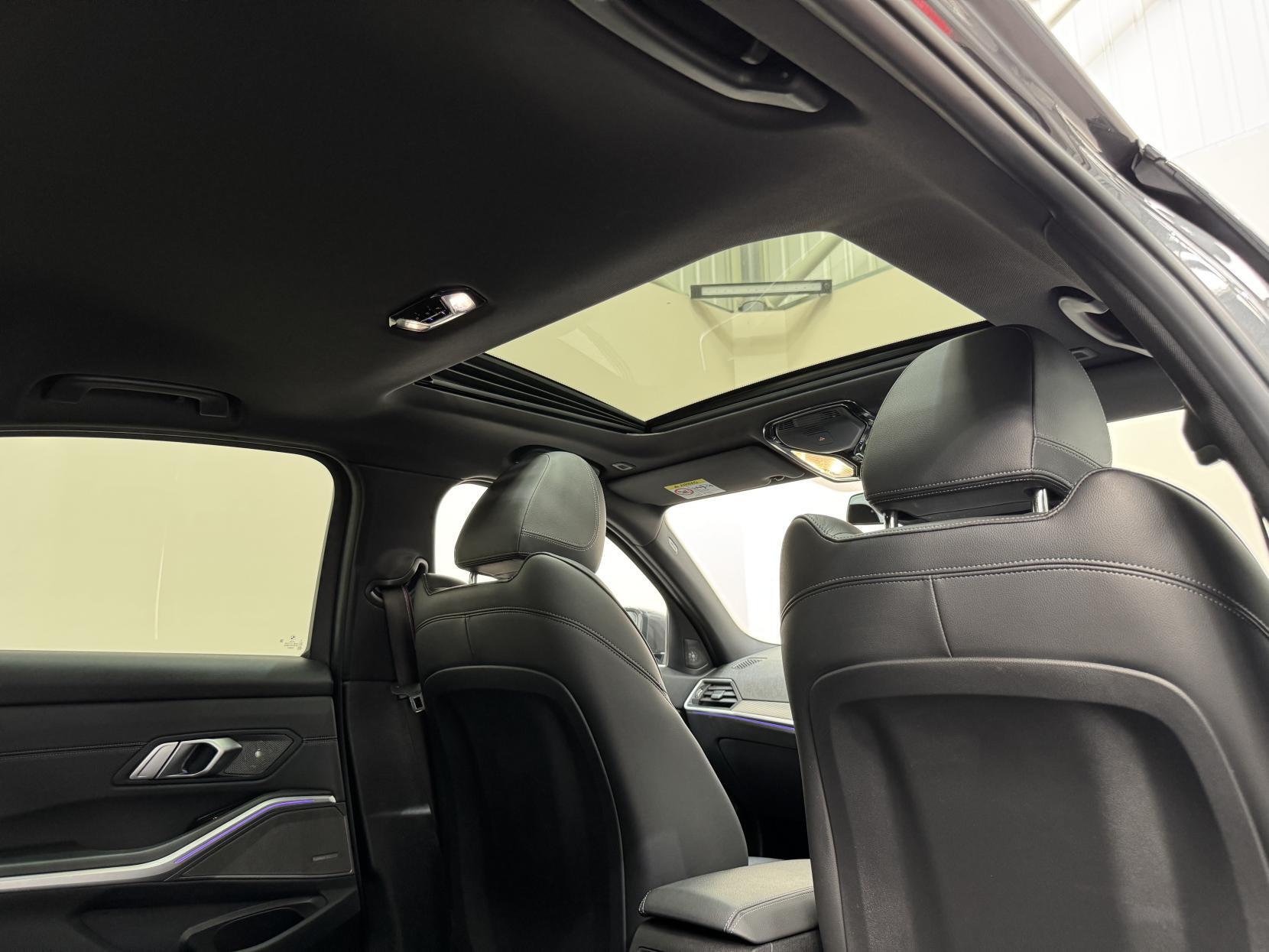 BMW 3 Series view 65