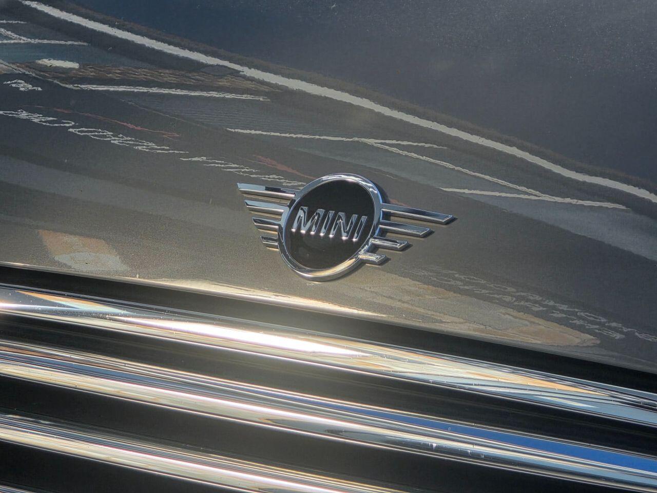 Mini Cooper view 31