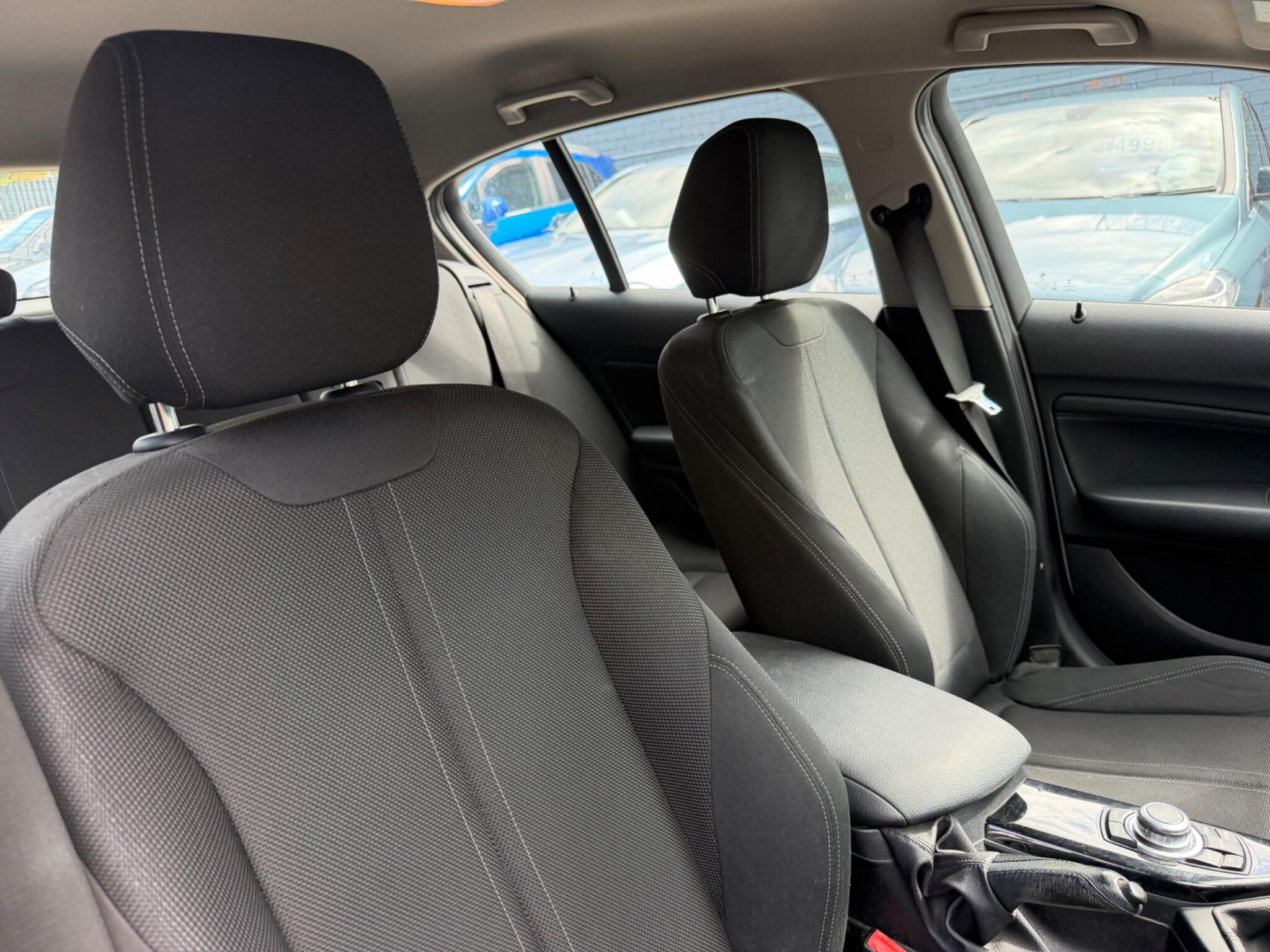 BMW 1 Series view 12