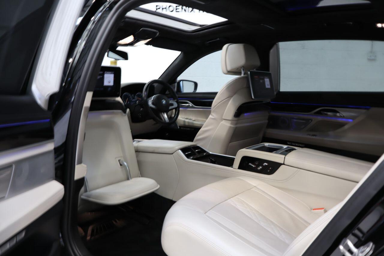 BMW 7 Series view 3