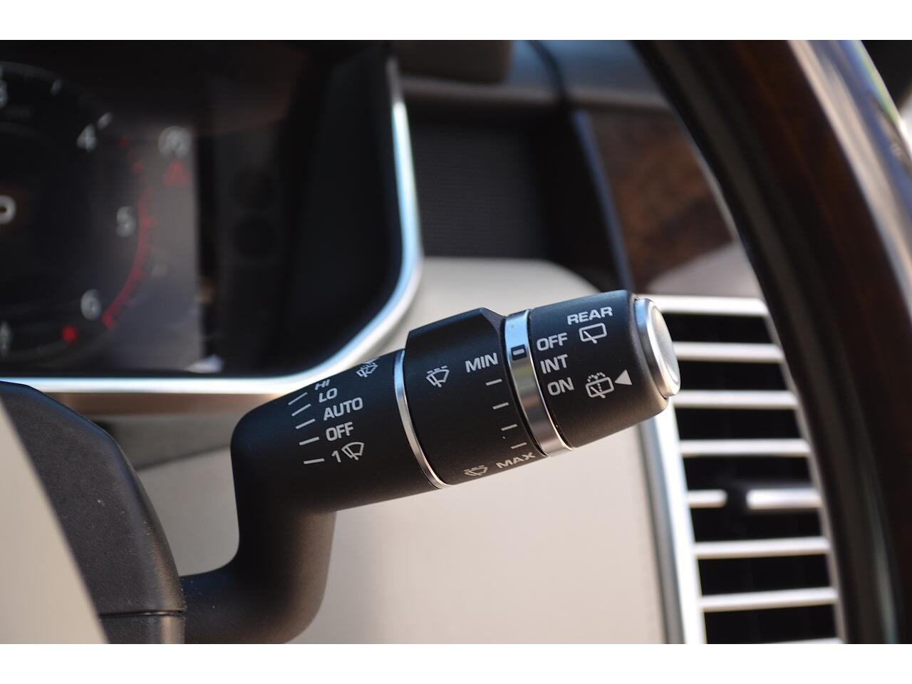 Land Rover Range Rover view 46