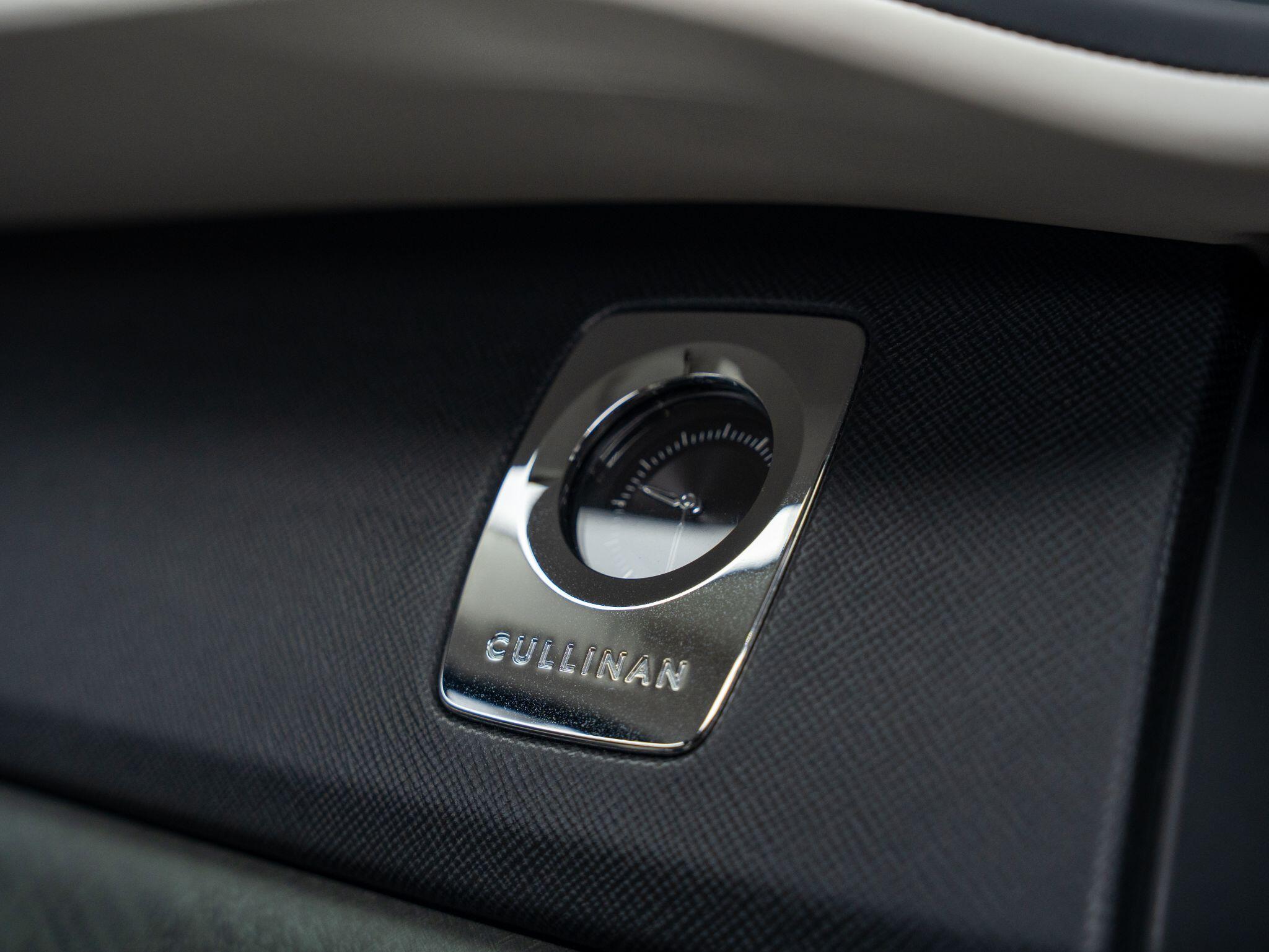 Rolls-Royce Cullinan view 8