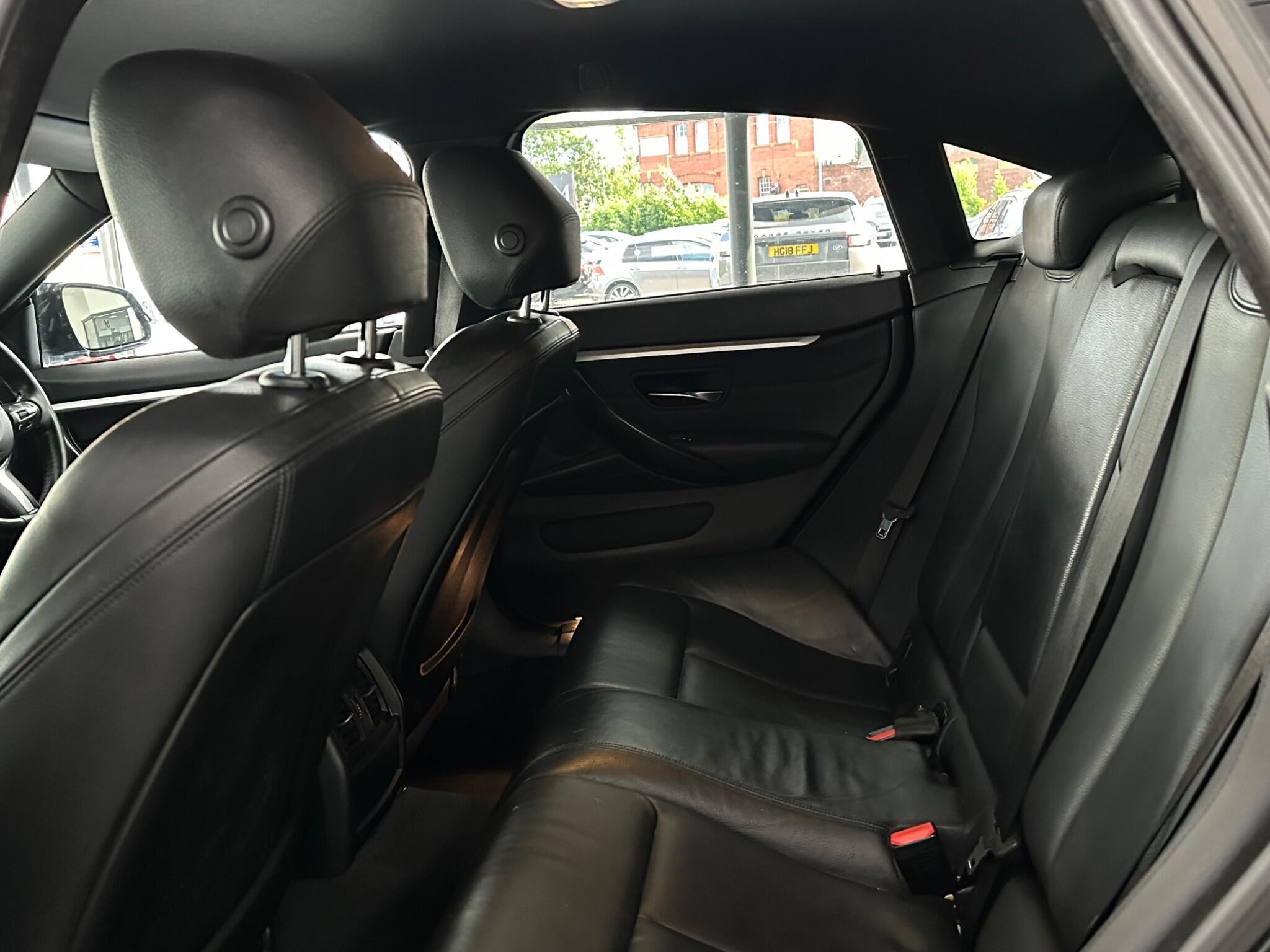 BMW 4 Series view 38